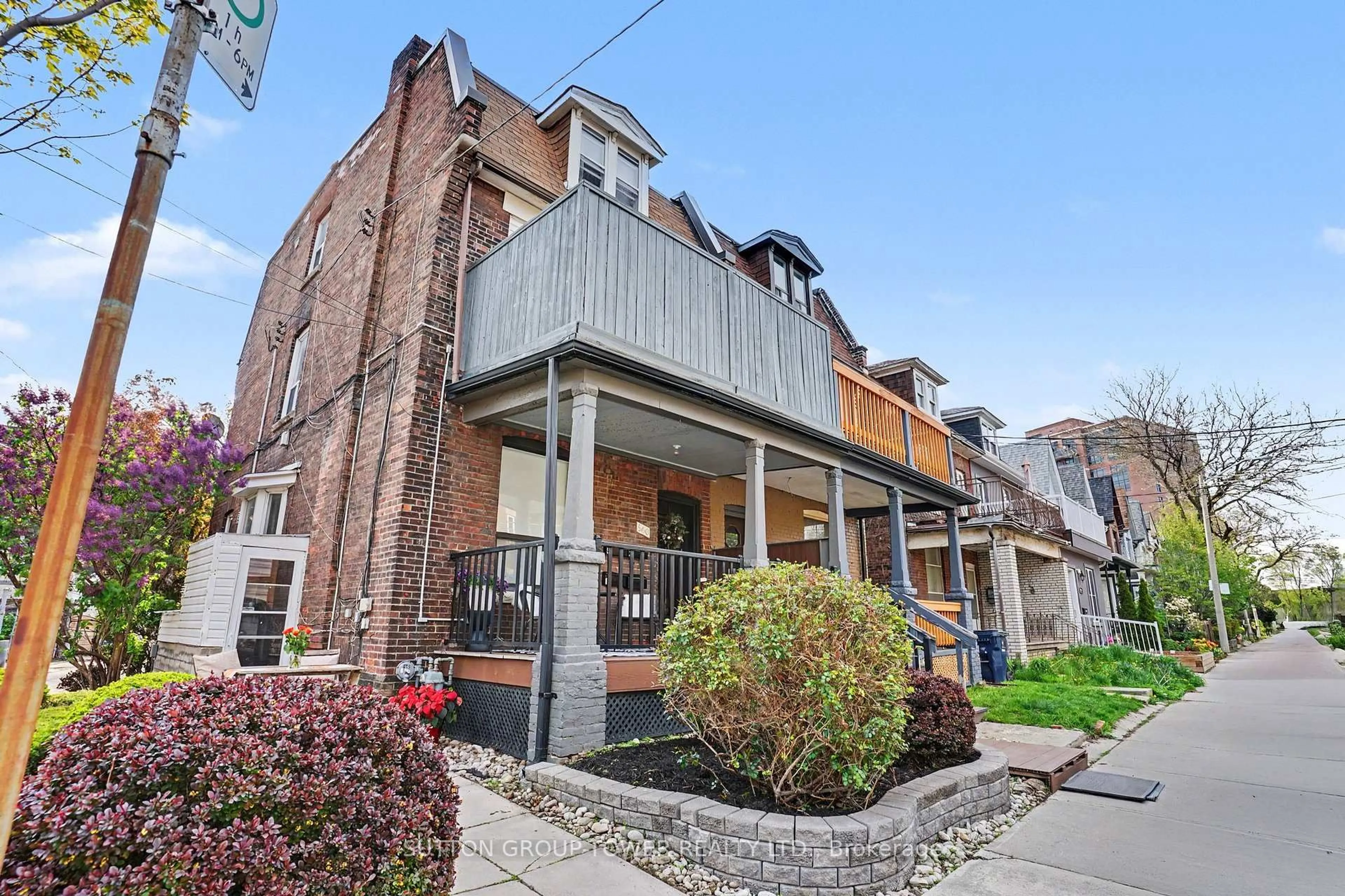 Home with brick exterior material, street for 560 Indian Grve, Toronto Ontario M6P 2J4