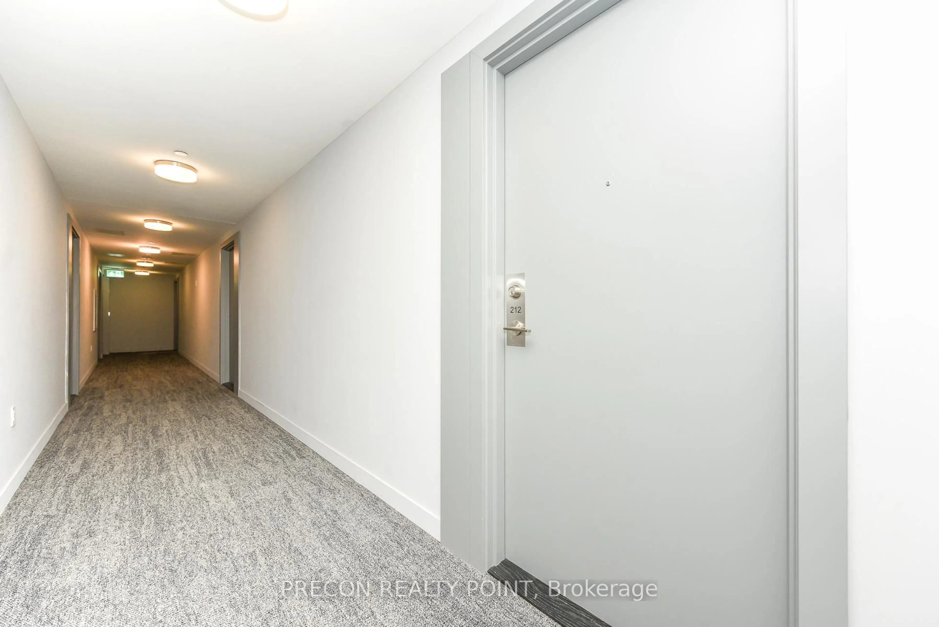 Indoor foyer for 859 The Queensway #212, Toronto Ontario M8Z 1N8