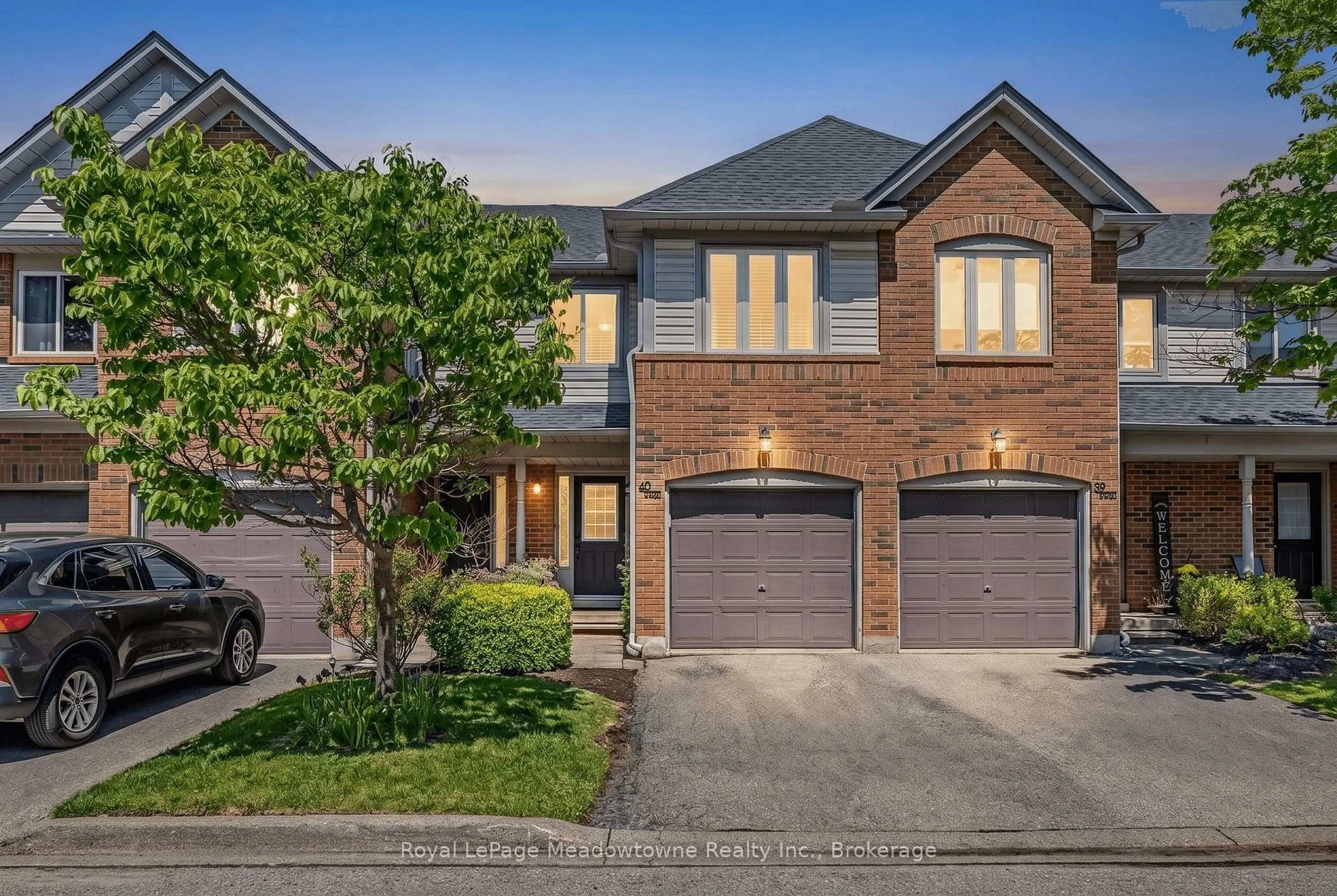 Home with brick exterior material, street for 2960 Headon Forest Dr #40, Burlington Ontario L7M 4G5