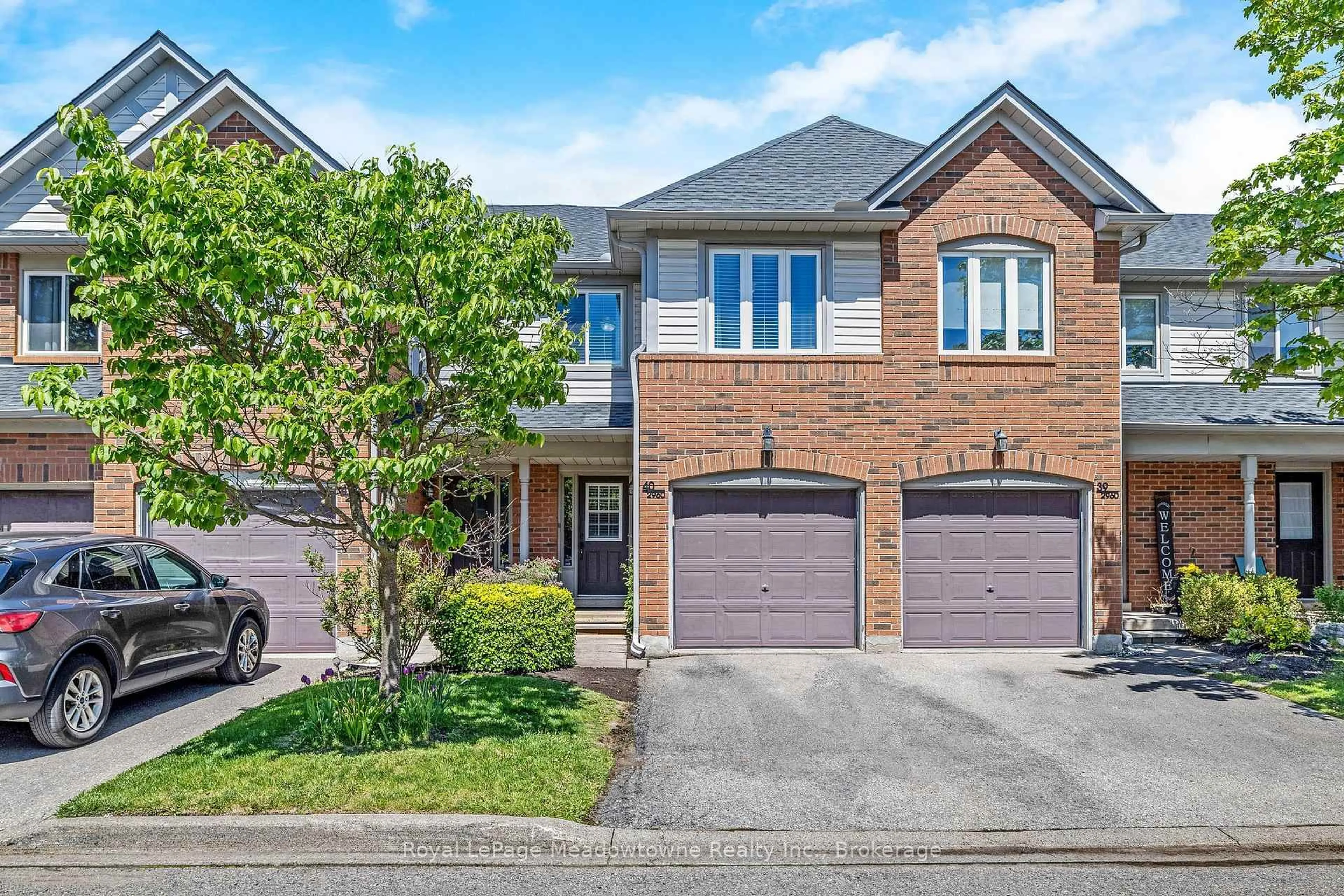 Home with brick exterior material, street for 2960 Headon Forest Dr #40, Burlington Ontario L7M 4G5