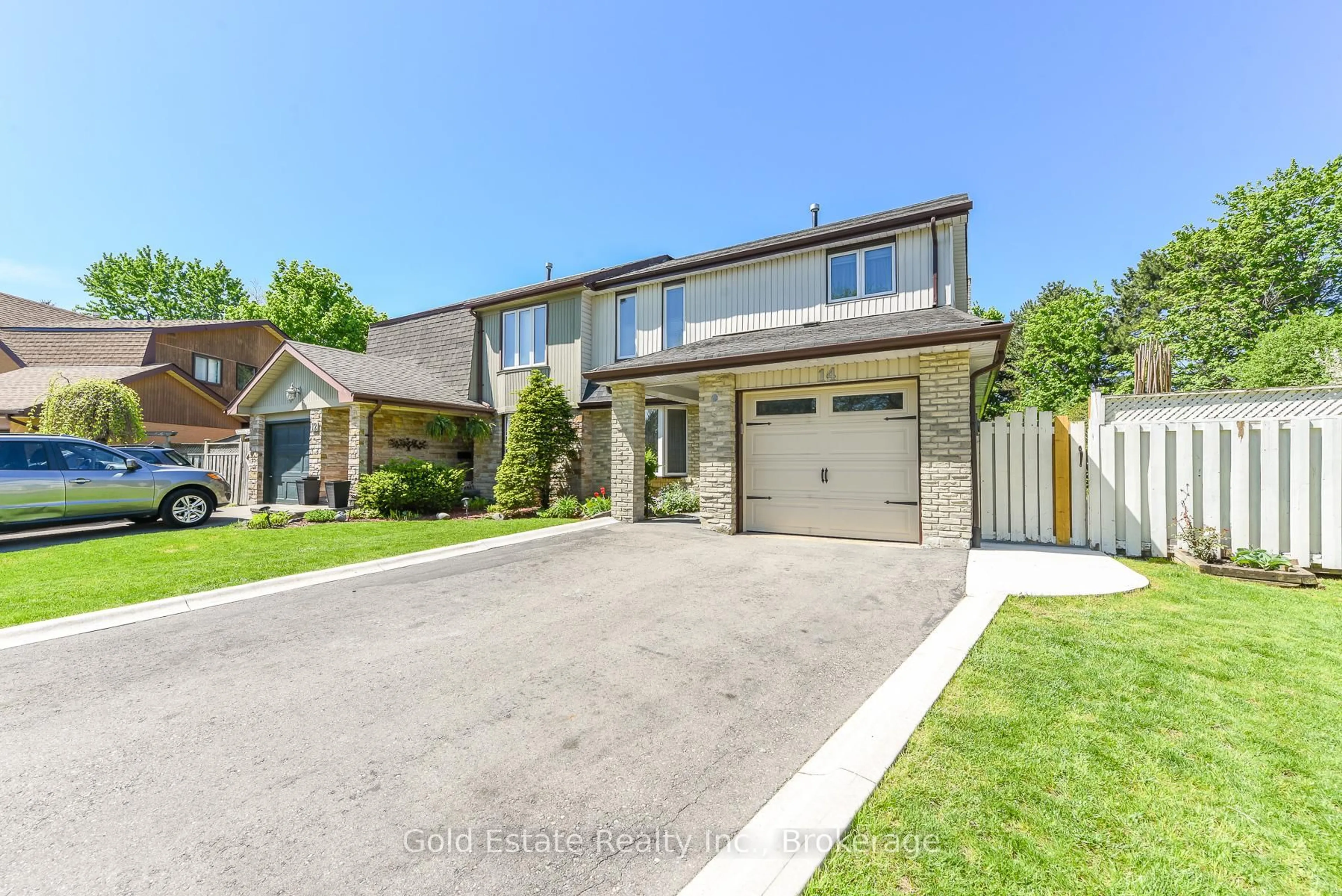 Unknown for 14 Leacrest St, Brampton Ontario L6S 3K6