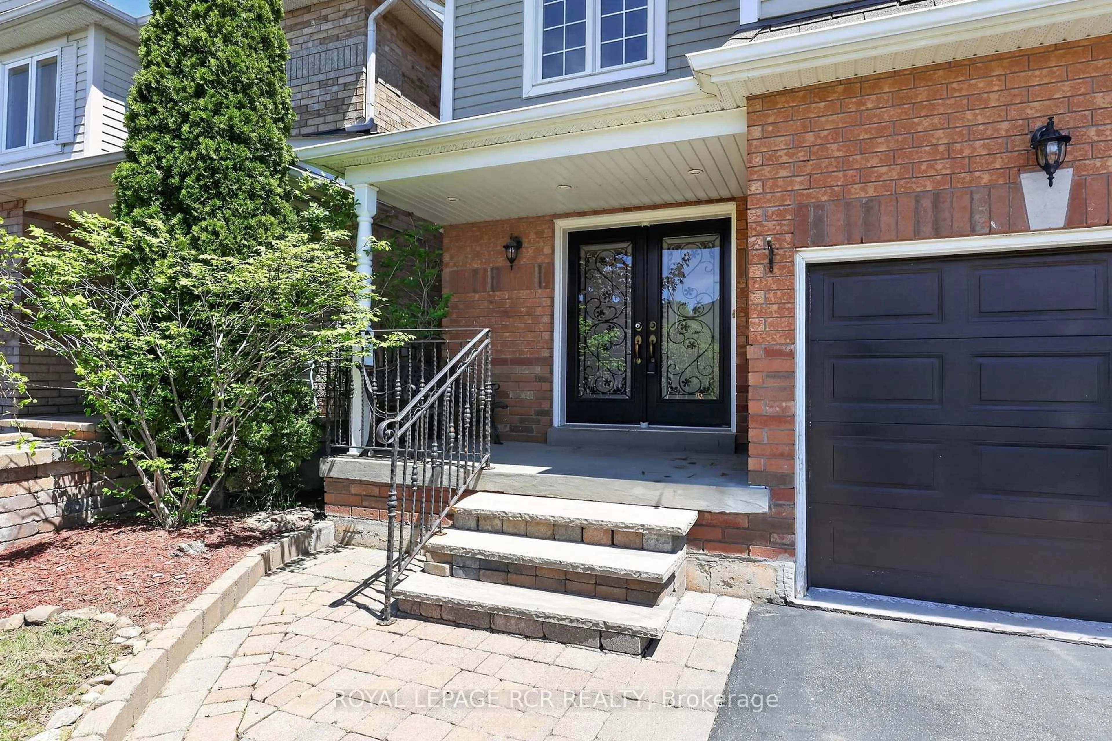 Home with brick exterior material, street for 94 Atwood Ave, Halton Hills Ontario L7G 6A1