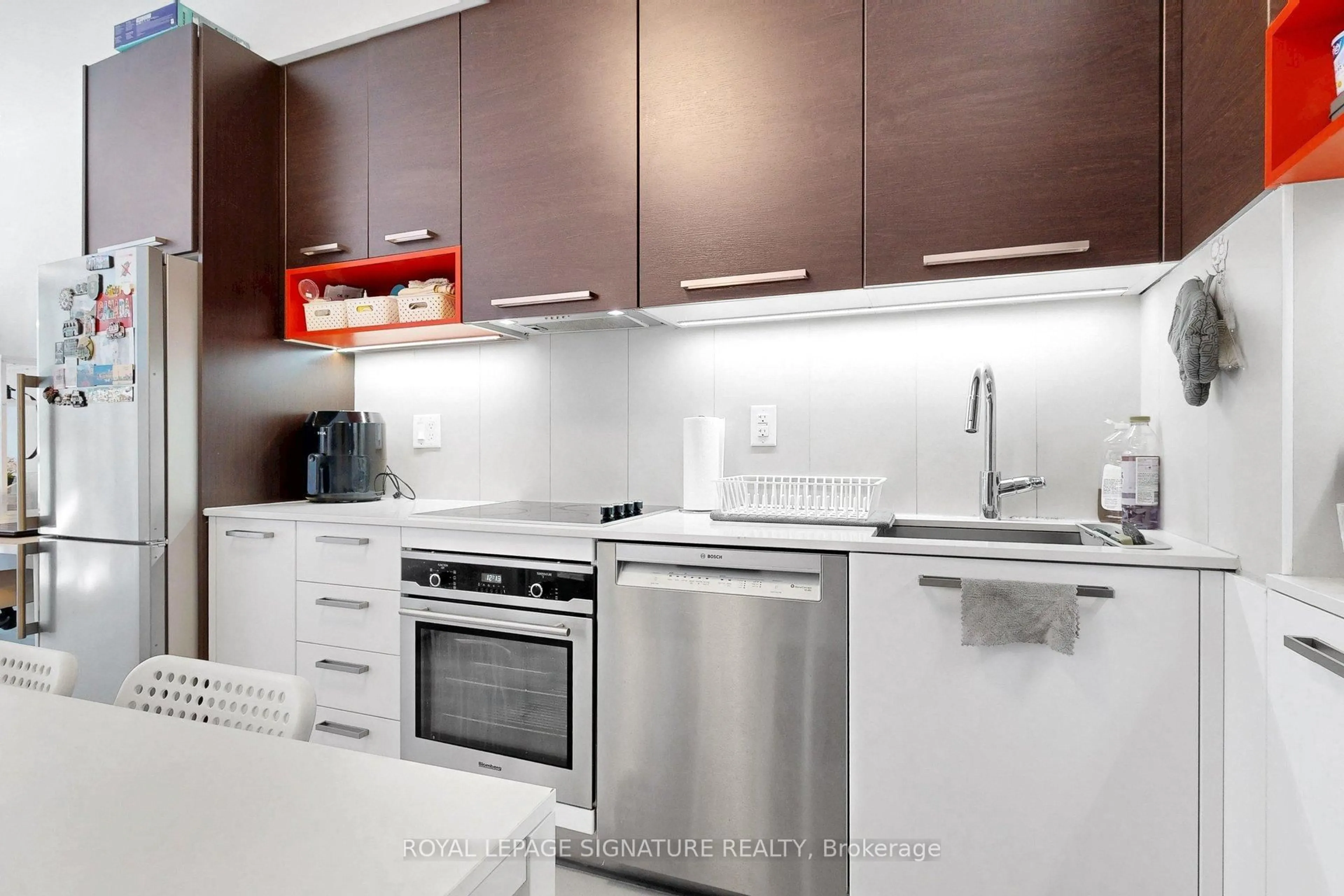 Unknown for 36 Park Lawn Rd #301, Toronto Ontario M8V 0E5