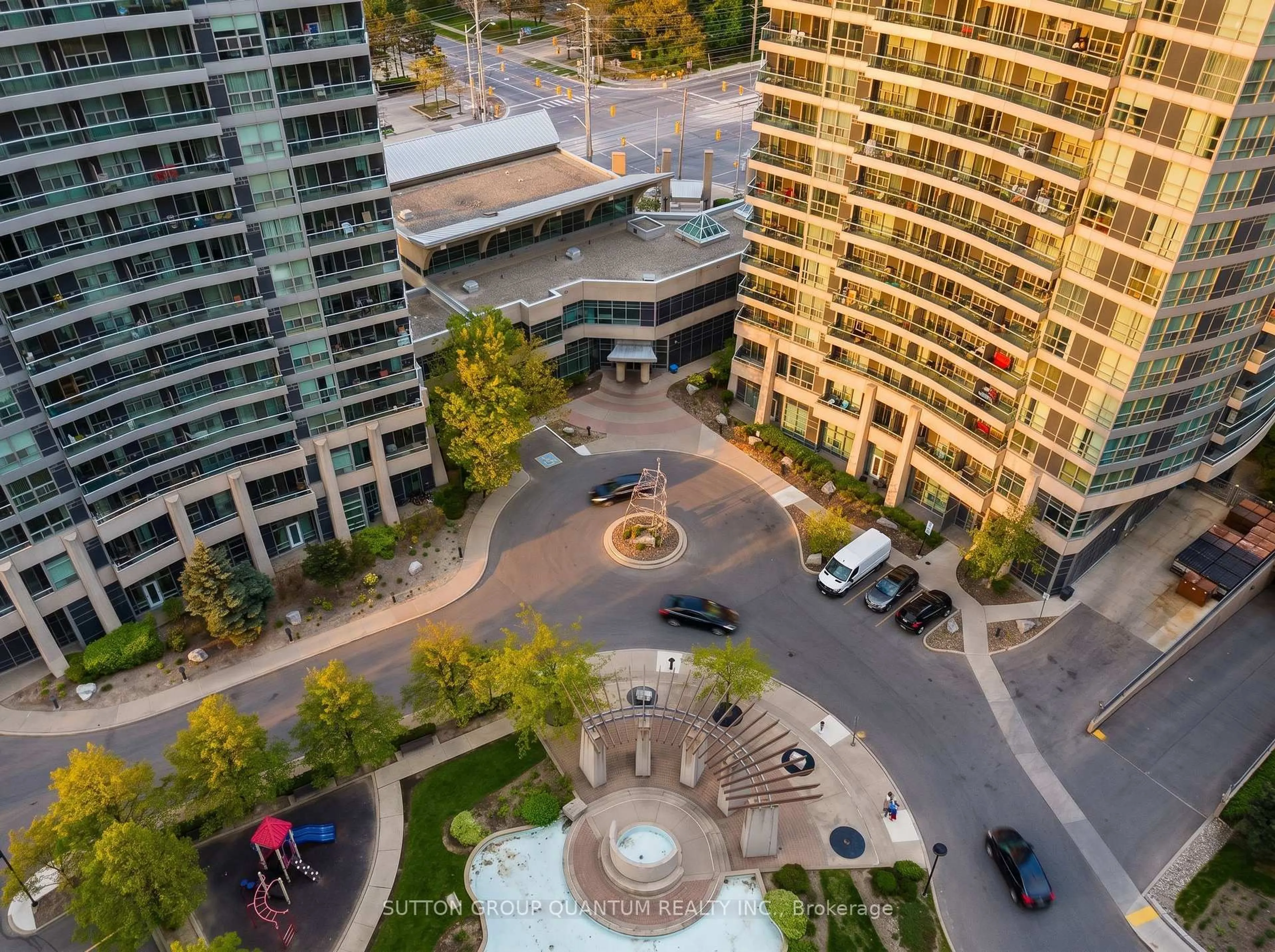 Unknown for 1 Elm Dr #2705, Mississauga Ontario L5B 4M1