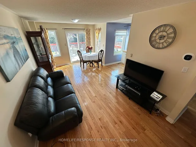 89 RAVENSCLIFFE Crt, Brampton 2