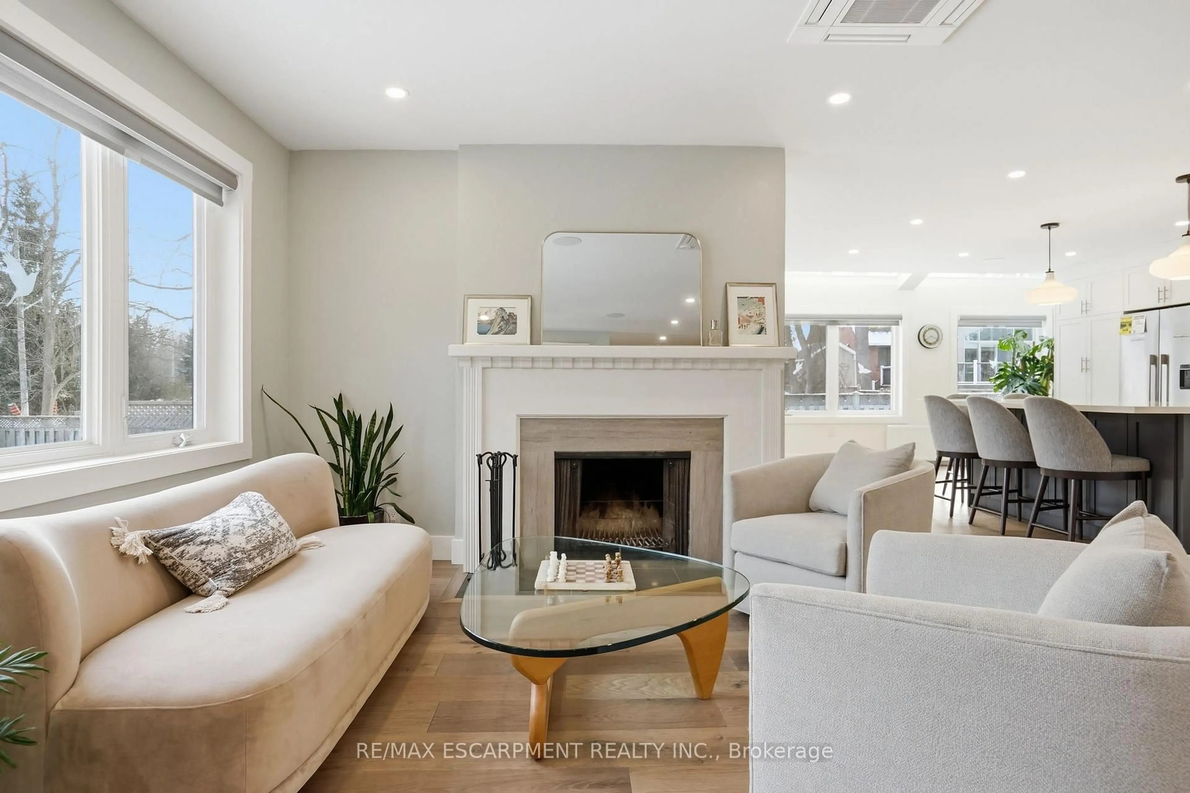 Unknown for 29 Pinewood Tr, Mississauga Ontario L5G 2L2