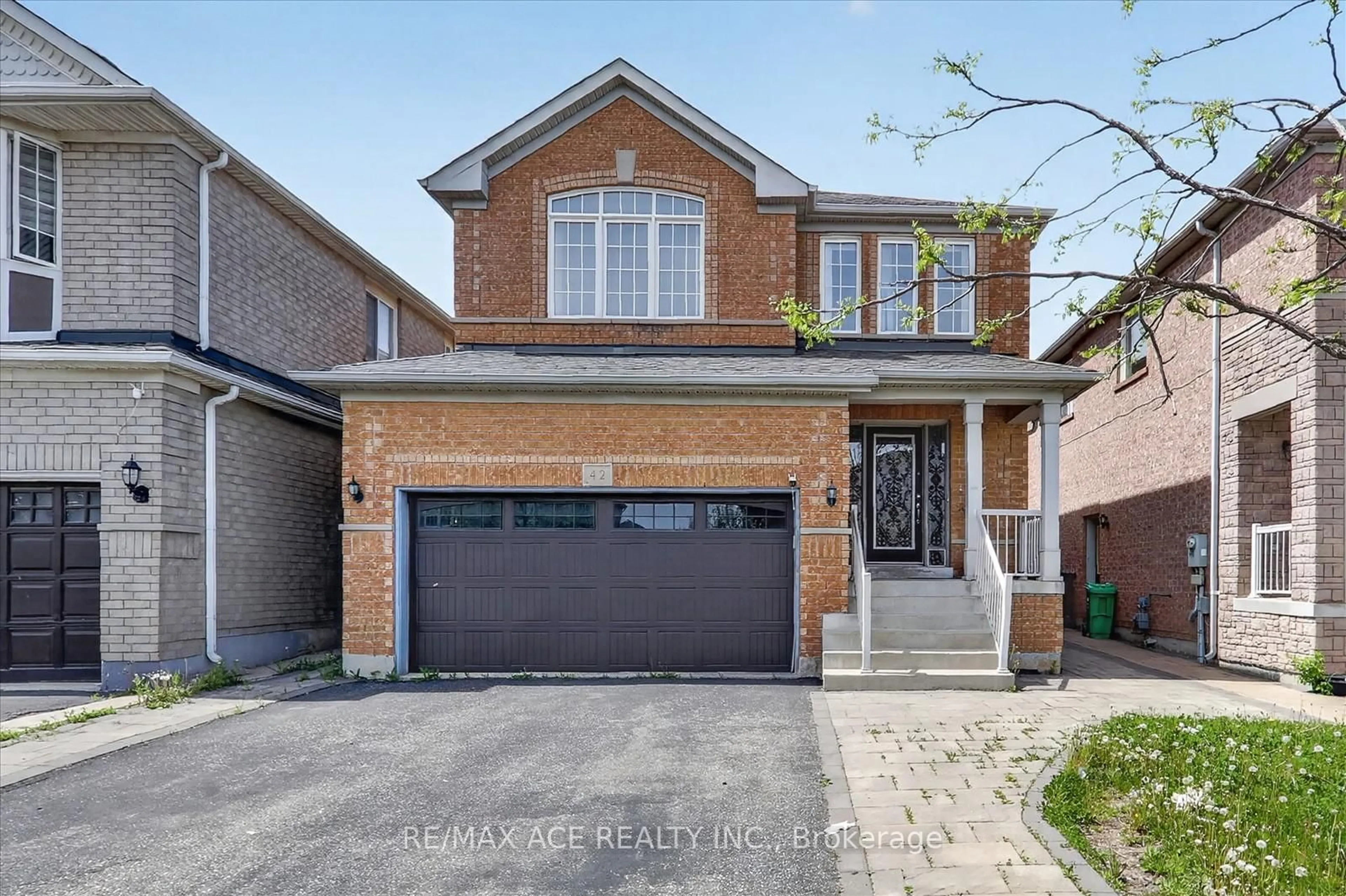 Unknown for 42 Feather Reed Way, Brampton Ontario L6R 3A3
