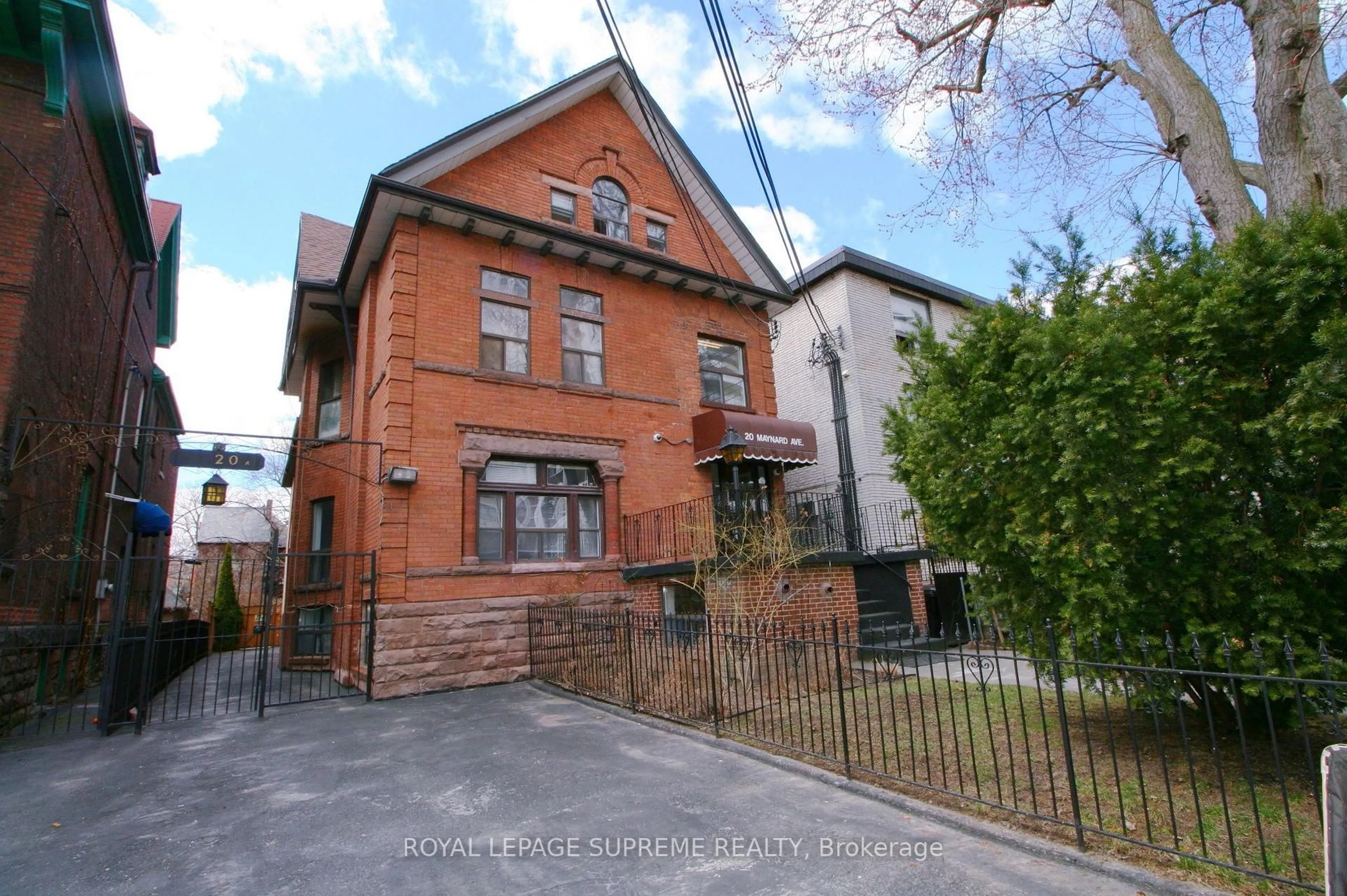 Home with brick exterior material, street for 20 Maynard Ave, Toronto Ontario M6K 2Z9