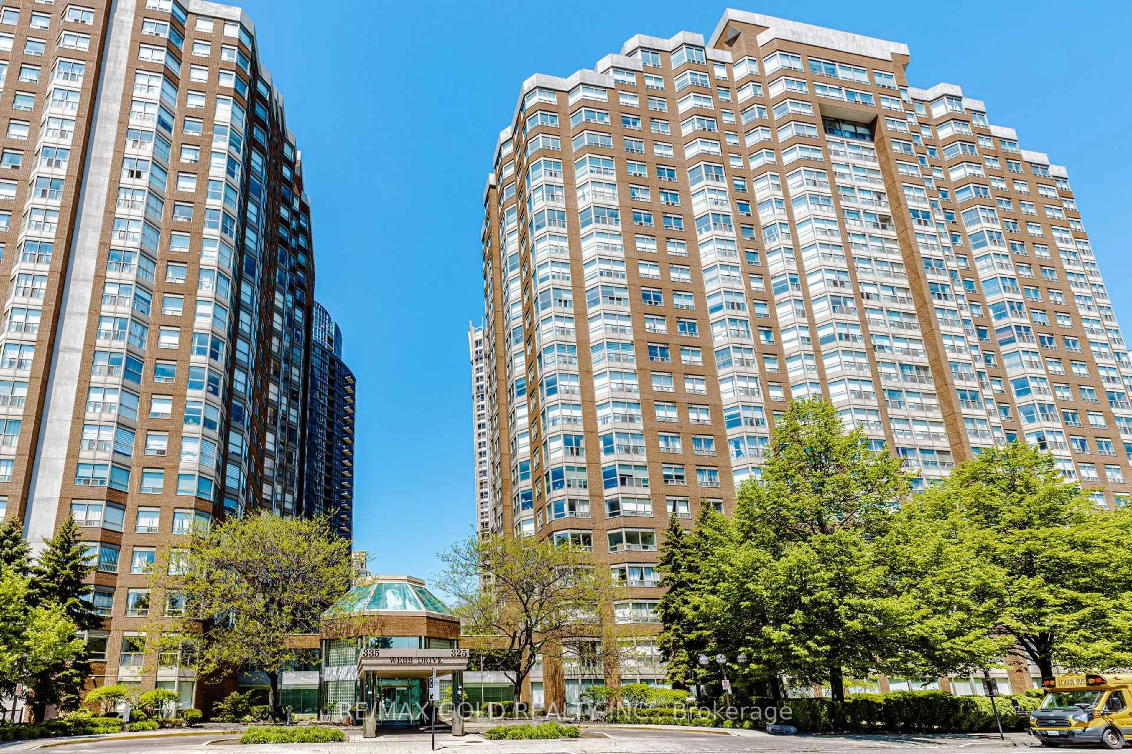 Unknown for 325 Webb Dr #PH 201, Mississauga Ontario L5B 3Z9