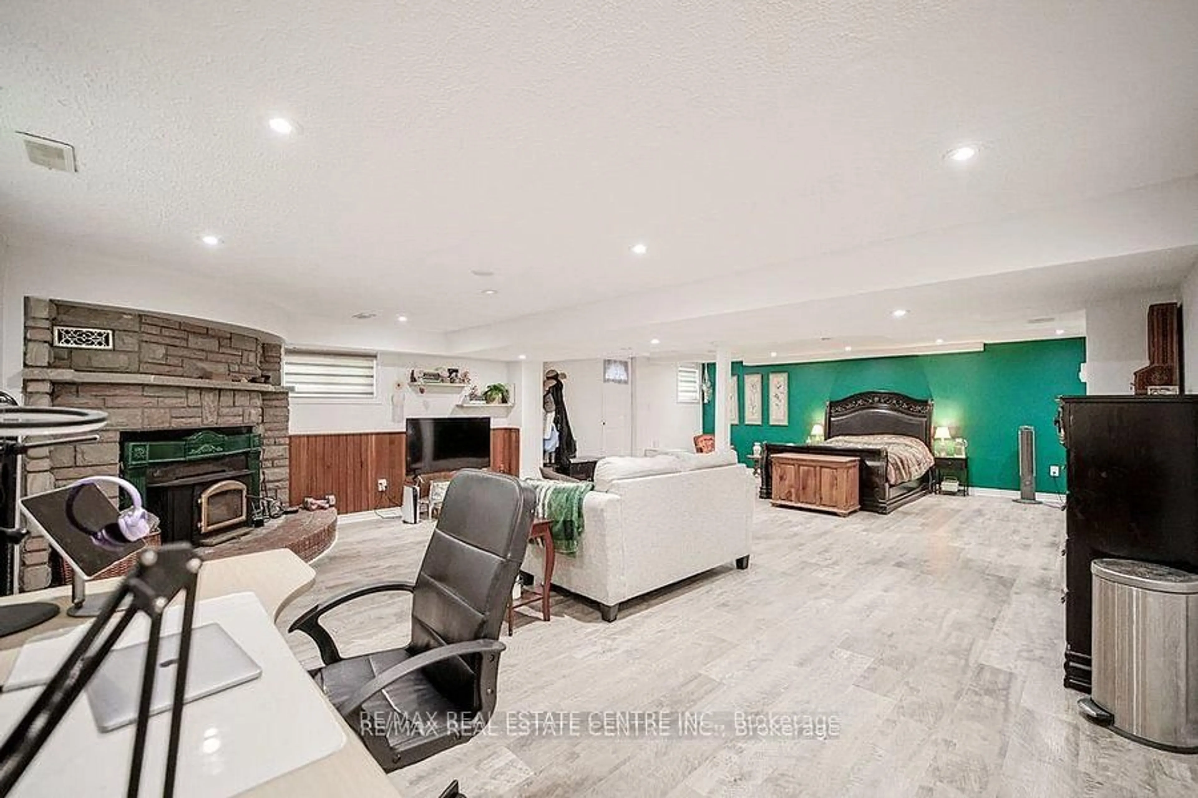 Unknown for 7750 5 Side Rd, Milton Ontario L9T 2K7
