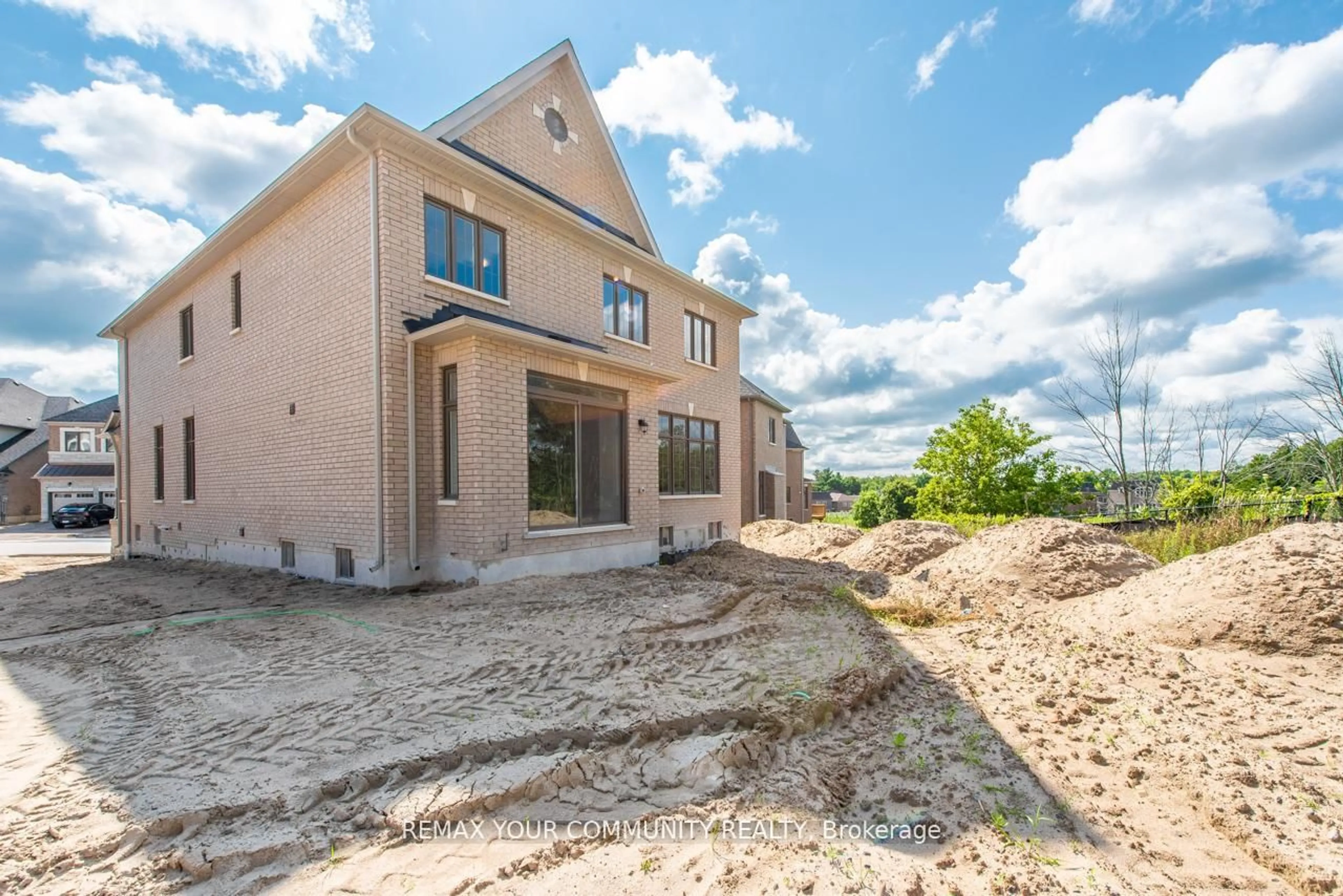 Home with brick exterior material, building for 73 James Walker Ave, Caledon Ontario L4C 4N1