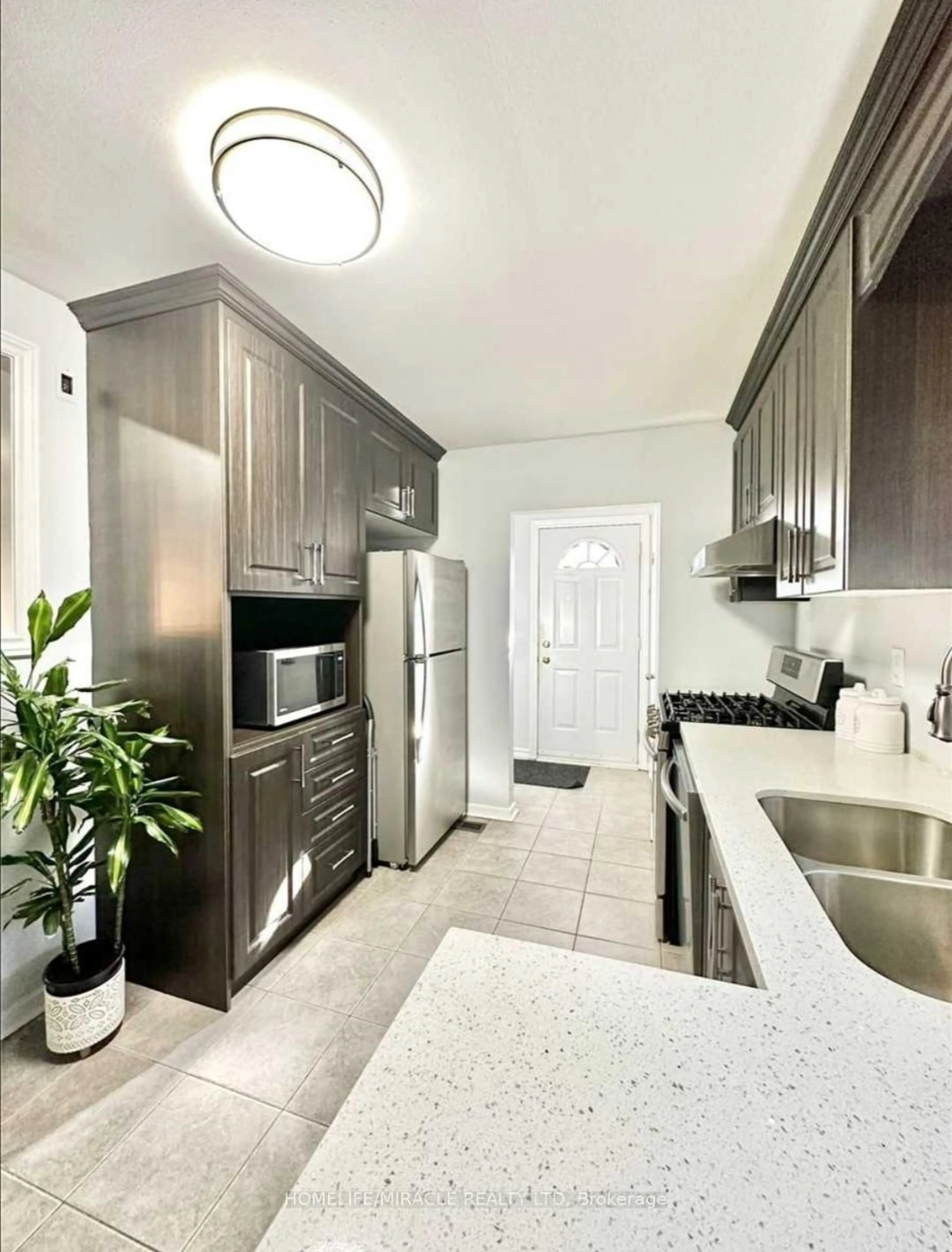 Unknown for 66 Fairglen Ave, Brampton Ontario L6X 1K8