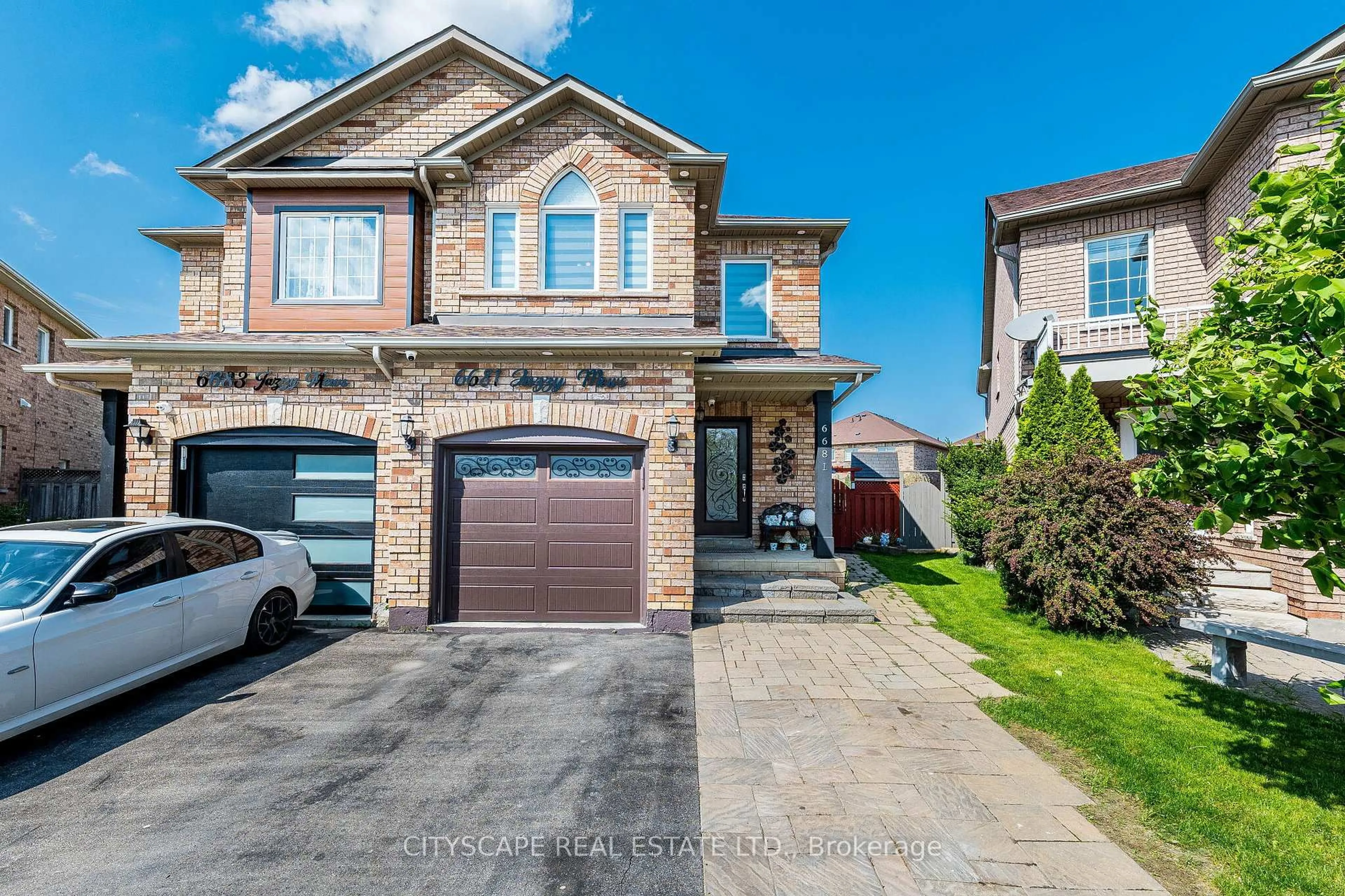 Home with brick exterior material, street for 6681 Jazzy Mews, Mississauga Ontario L5W 1S2