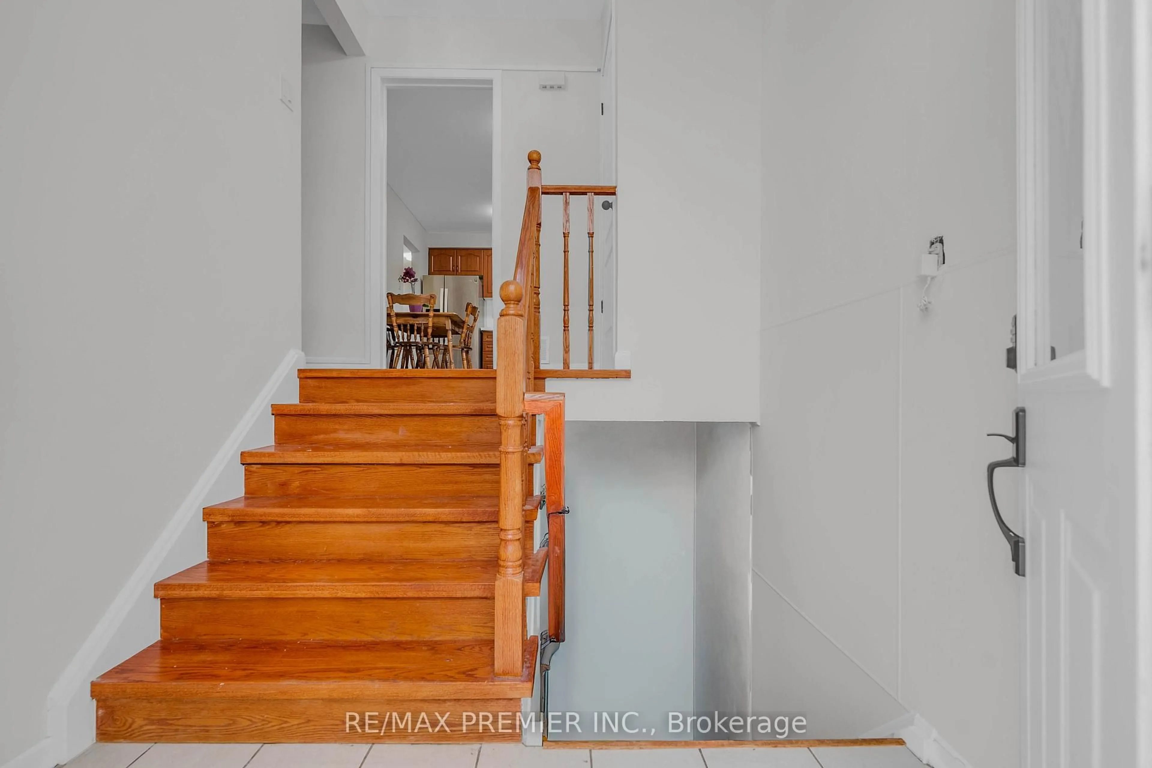 Unknown for 55 Firgrove Cres, Toronto Ontario M3N 1K5