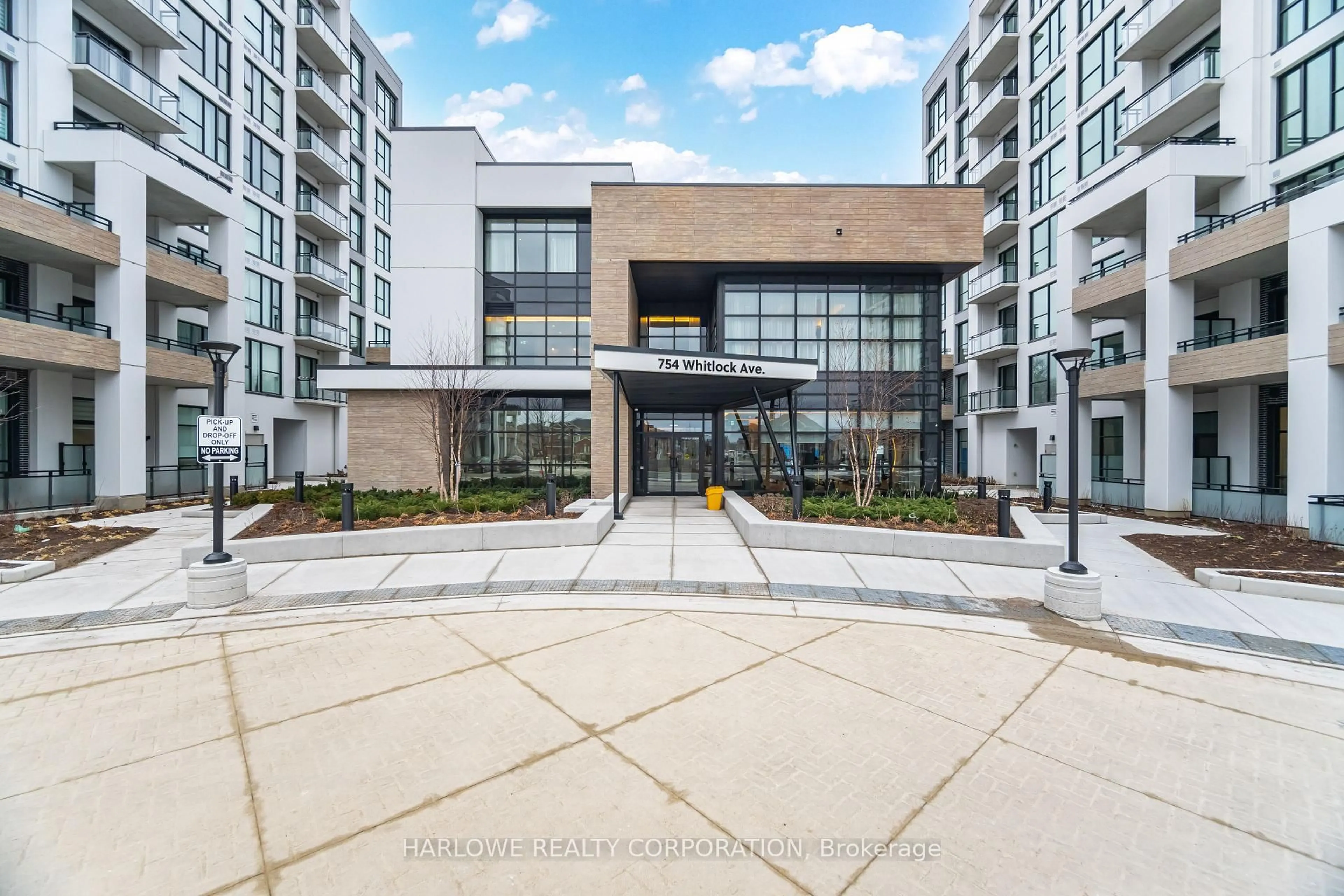 Unknown for 740 Whitlock Ave #212, Milton Ontario L9T 7E7