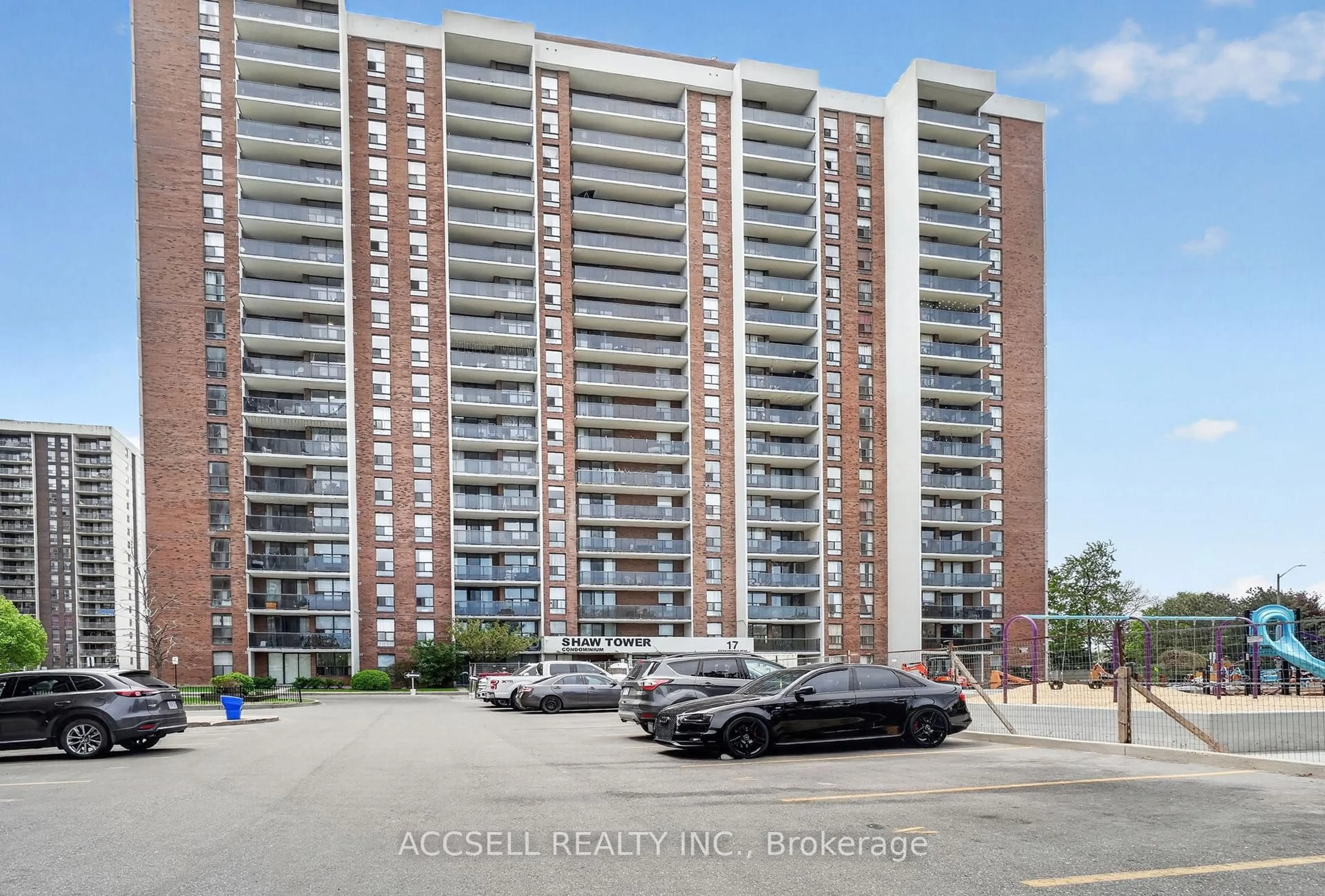 A pic from outside/outdoor area/front of a property/back of a property/a pic from drone, street for 17 Knightsbridge Rd #1607, Brampton Ontario L6T 3X9