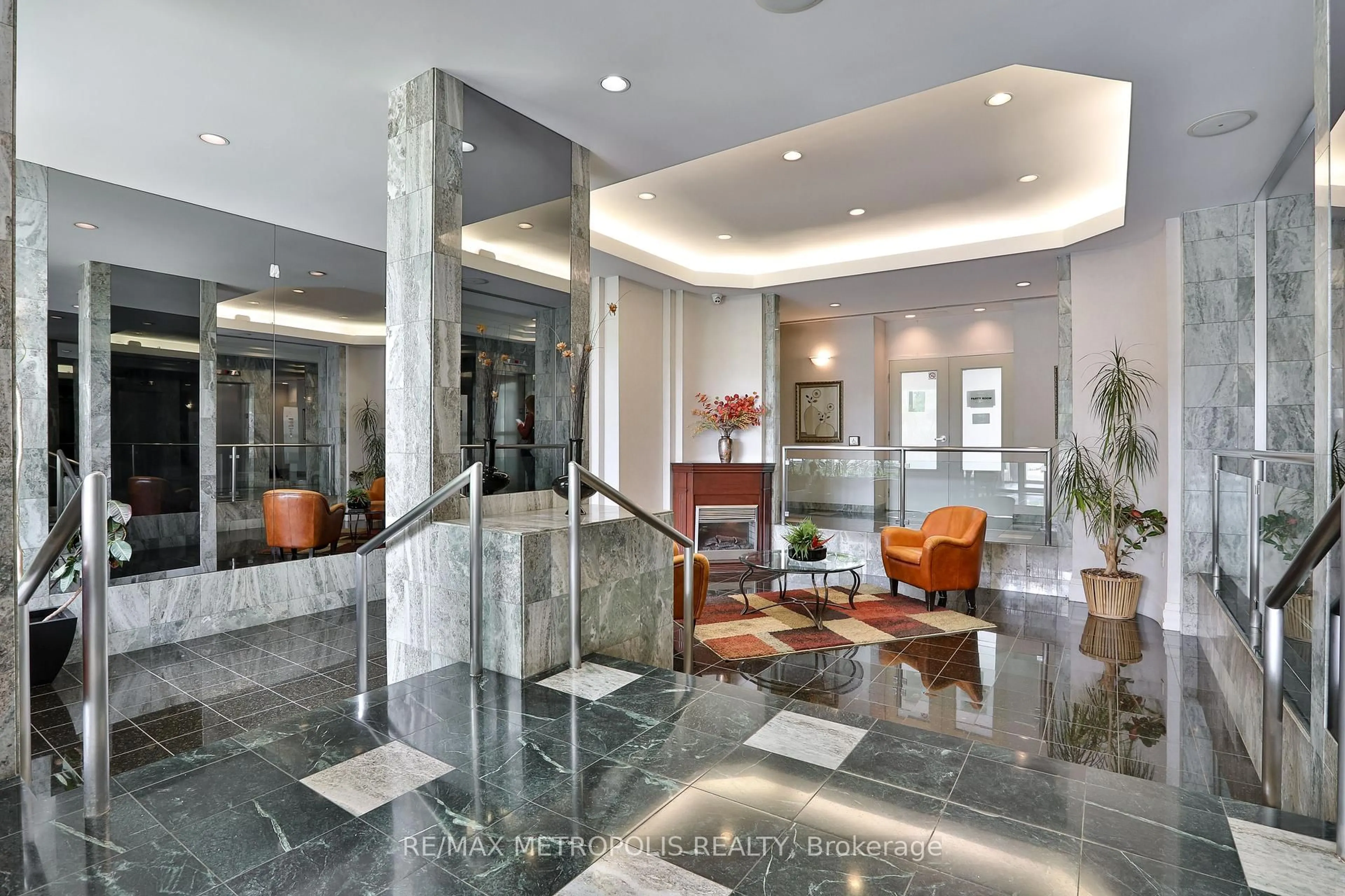 Lobby for 4470 Tucana Crt #711, Mississauga Ontario L5R 3K8
