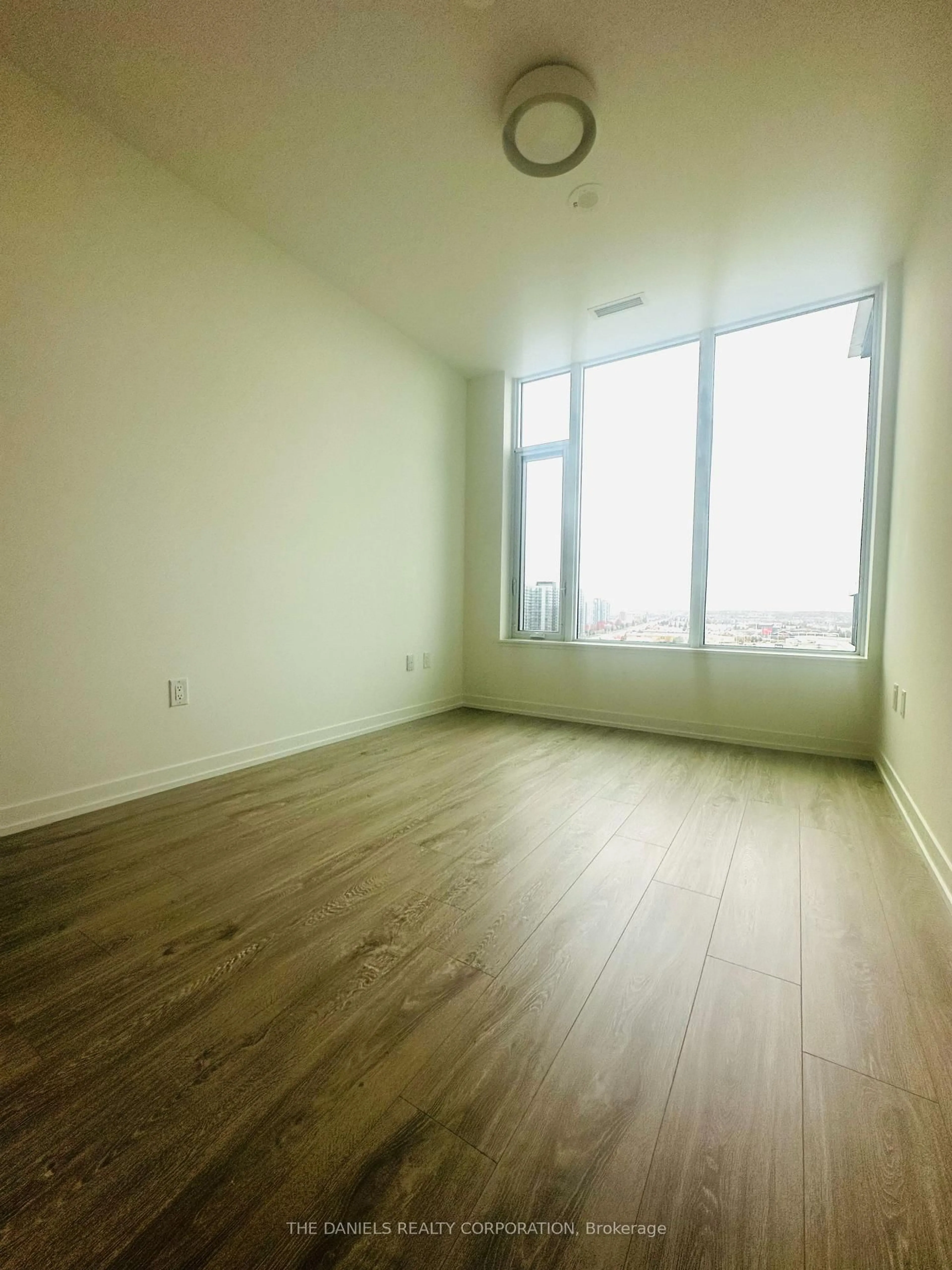 A pic of a room for 2485 Eglinton Ave #804, Mississauga Ontario L5M 2T1