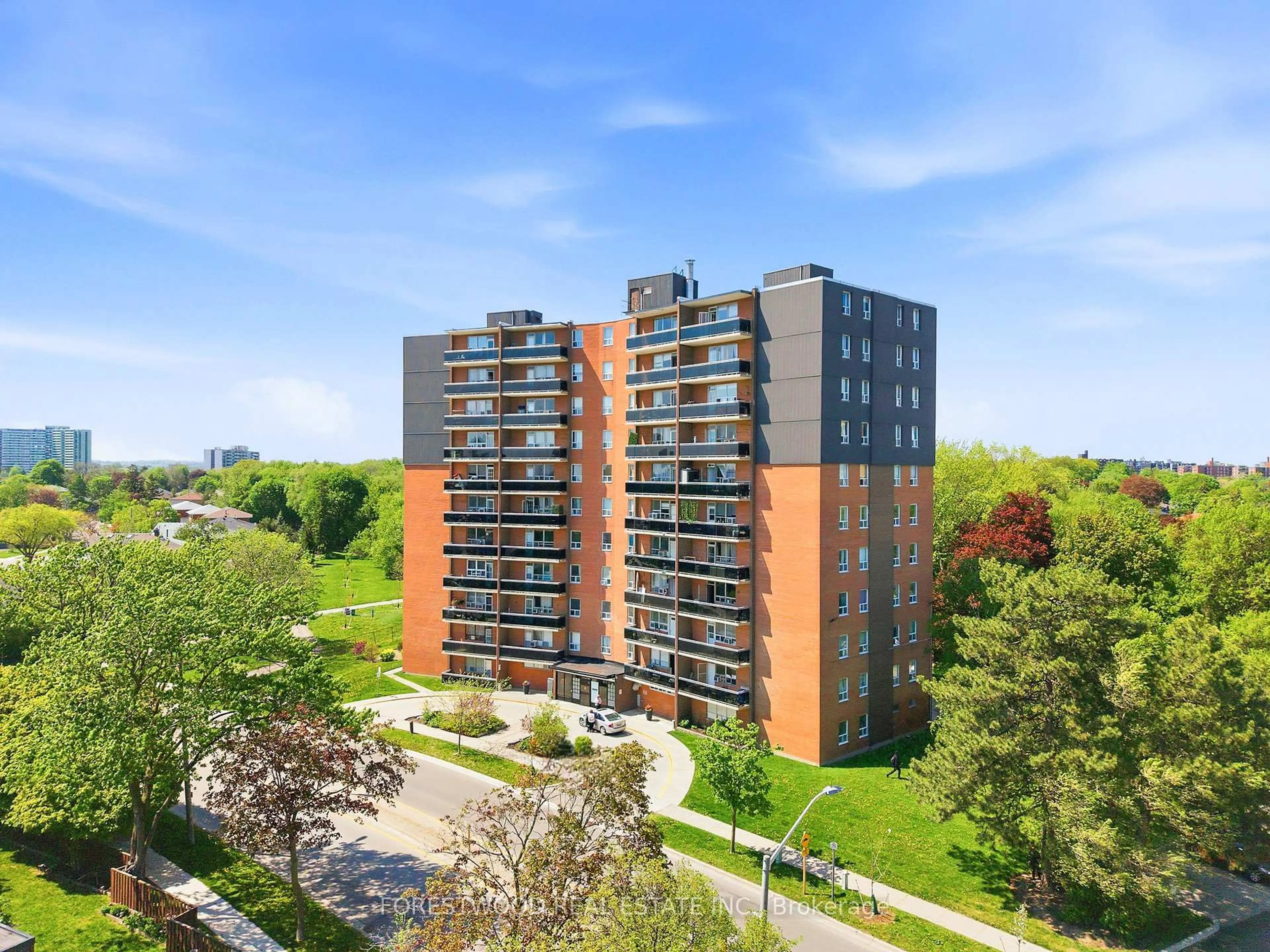 A pic from outside/outdoor area/front of a property/back of a property/a pic from drone, city buildings view from balcony for 3145 Queen Frederica Dr #506, Mississauga Ontario L4Y 3A7