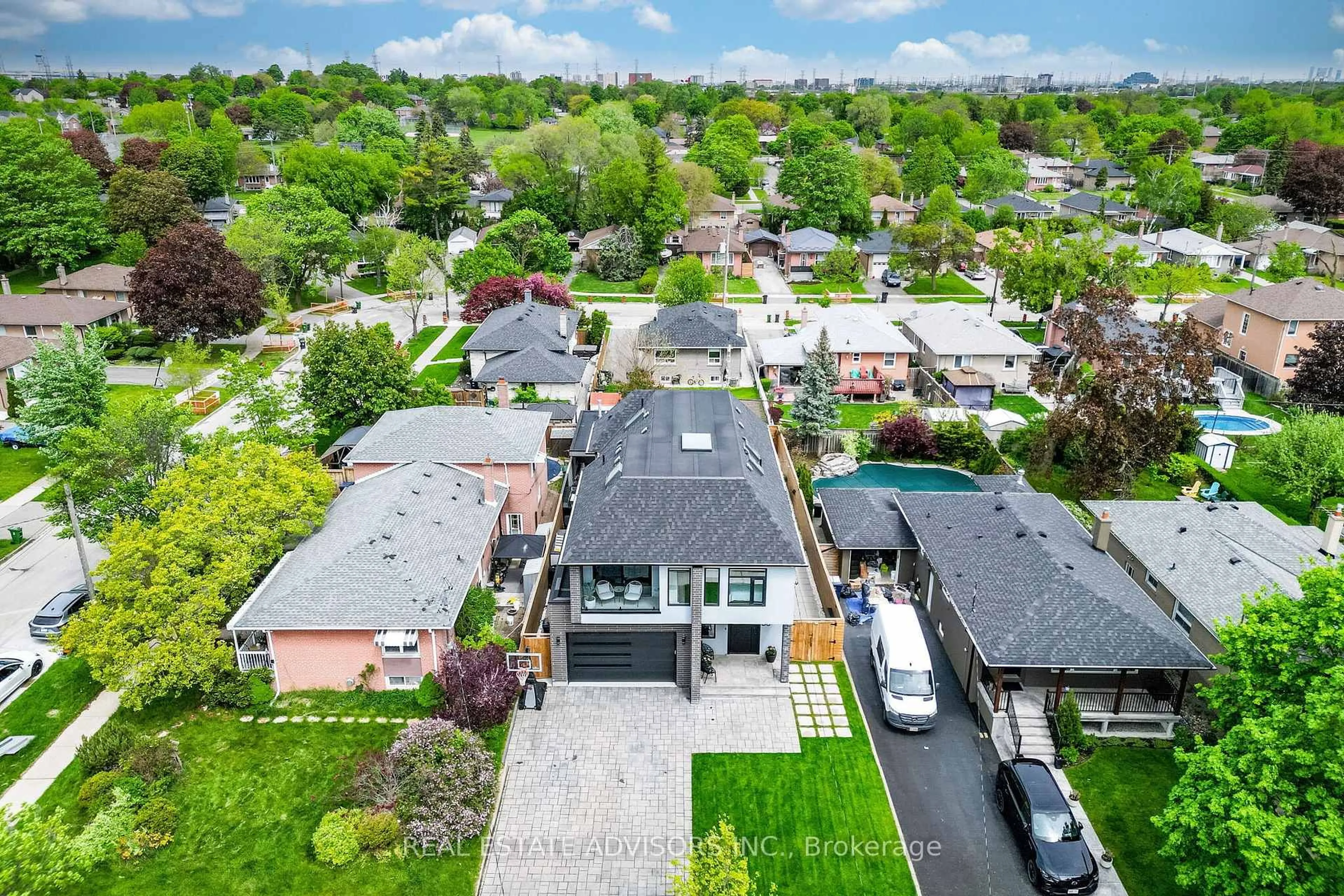 A pic from outside/outdoor area/front of a property/back of a property/a pic from drone, street for 50 Beckwith Rd, Toronto Ontario M9C 3Y1