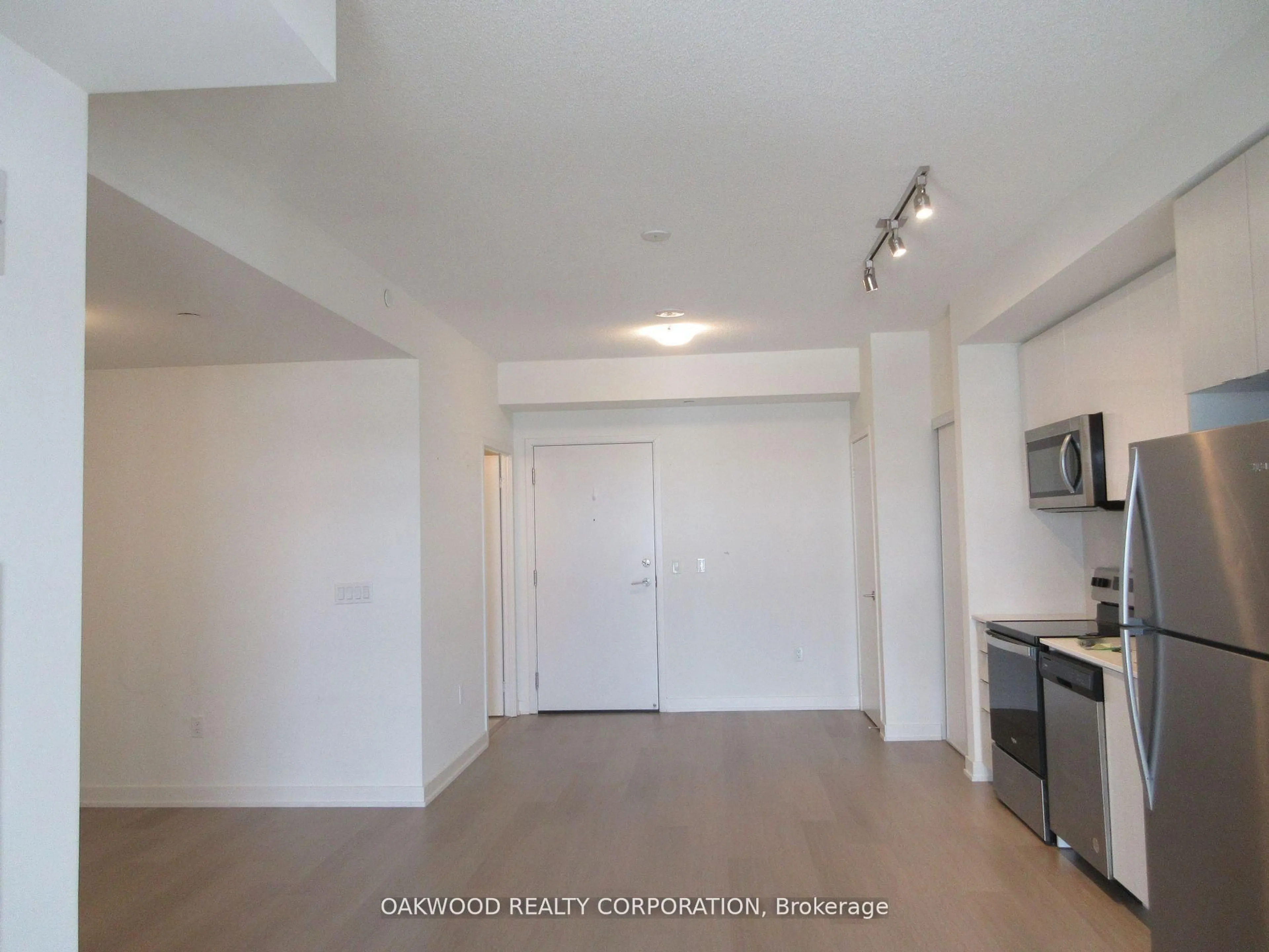 A pic of a room for 859 THE QUEENSWAY #512, Toronto Ontario M8Z 1N8