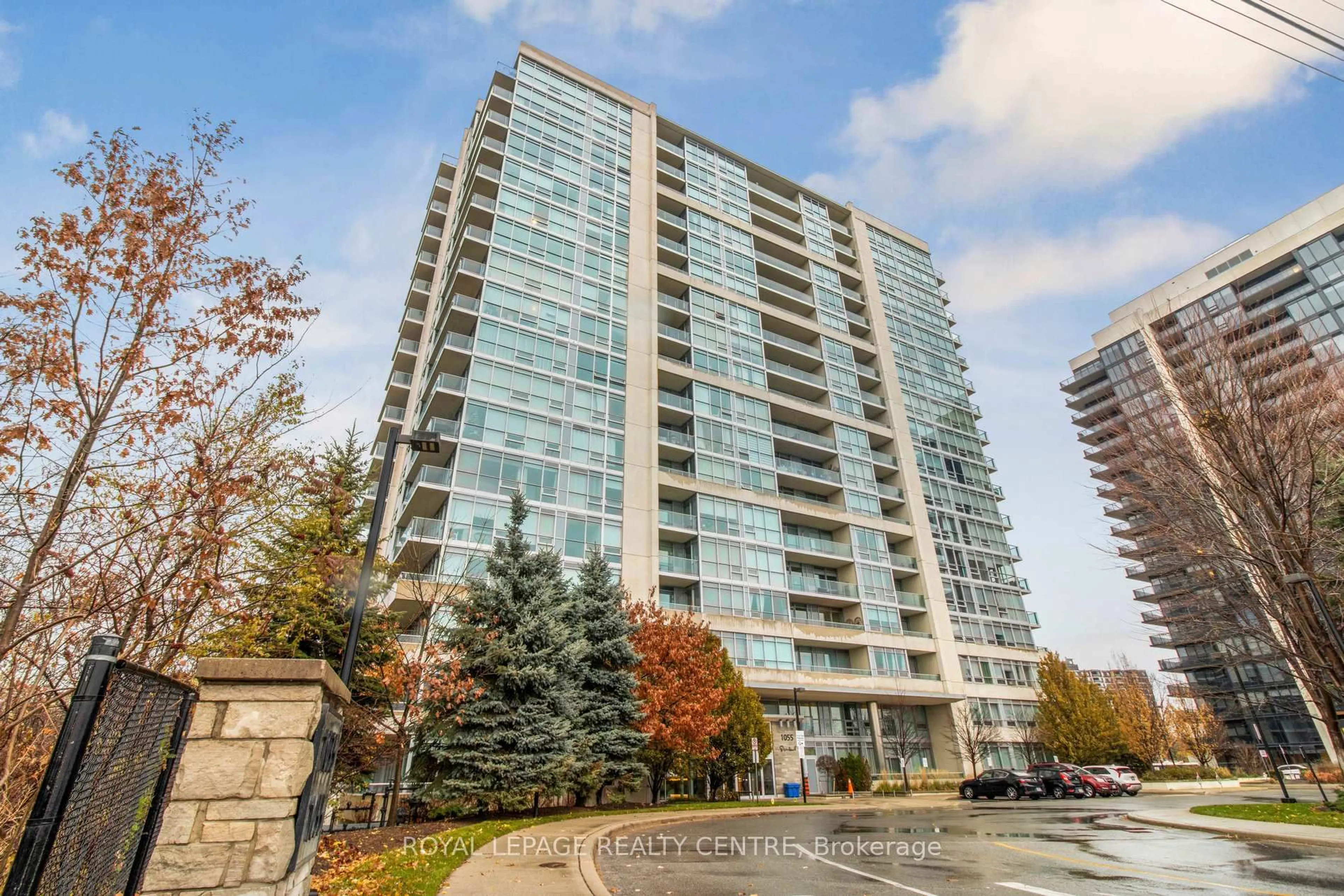 Unknown for 1055 Southdown Rd #1503, Mississauga Ontario L5J 0A3