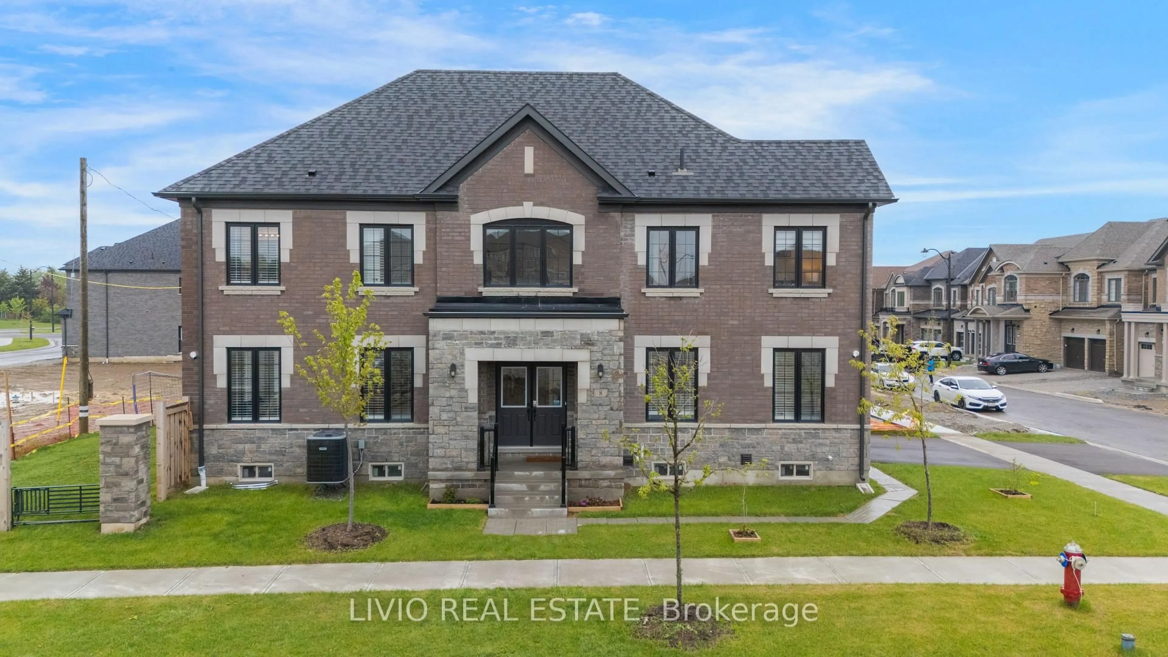 Home with brick exterior material, building for 8 Housefinch Ave, Brampton Ontario L6Z 0K6