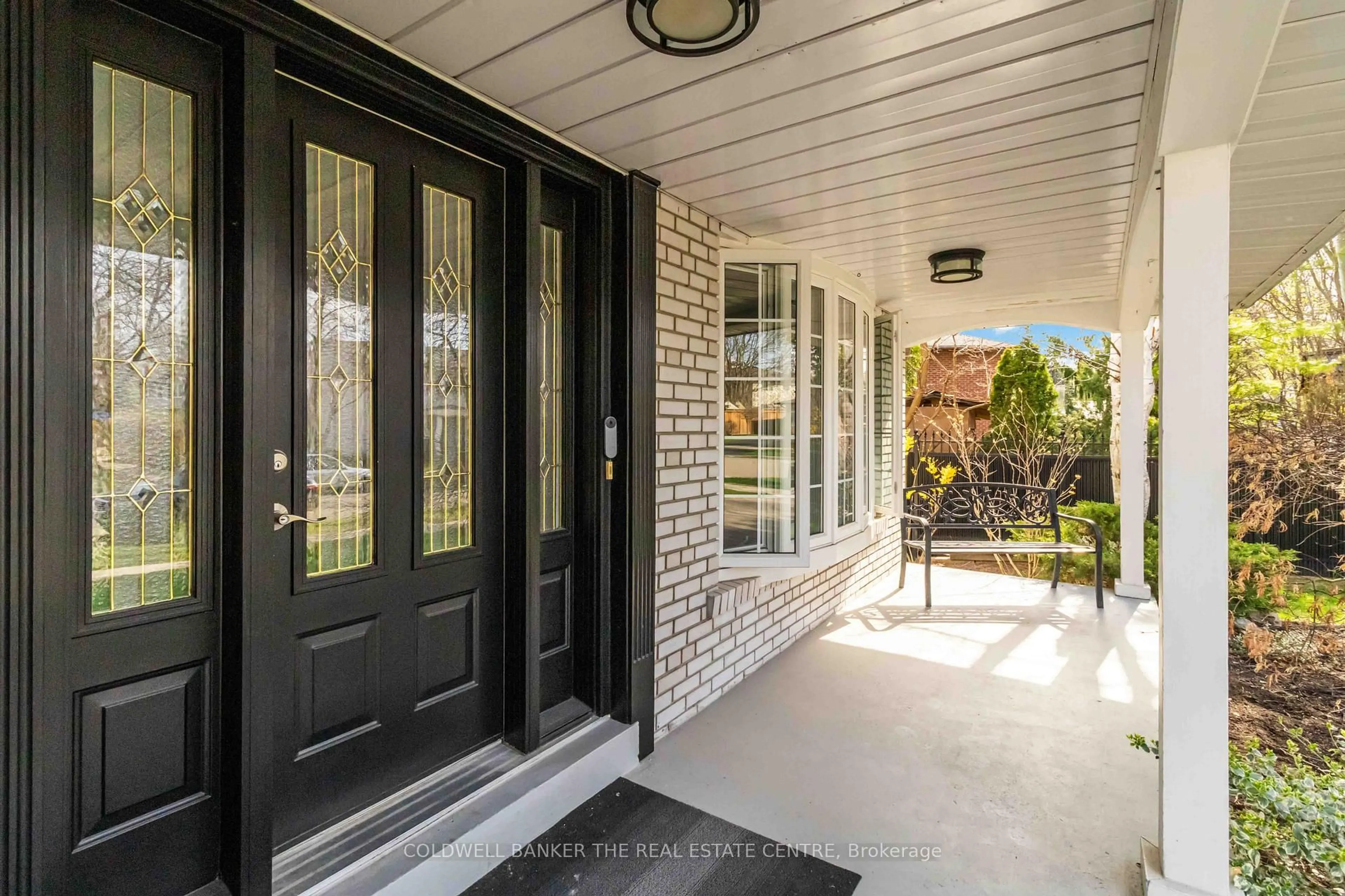 Indoor entryway for 42 Neilor Cres, Toronto Ontario M9C 1K6