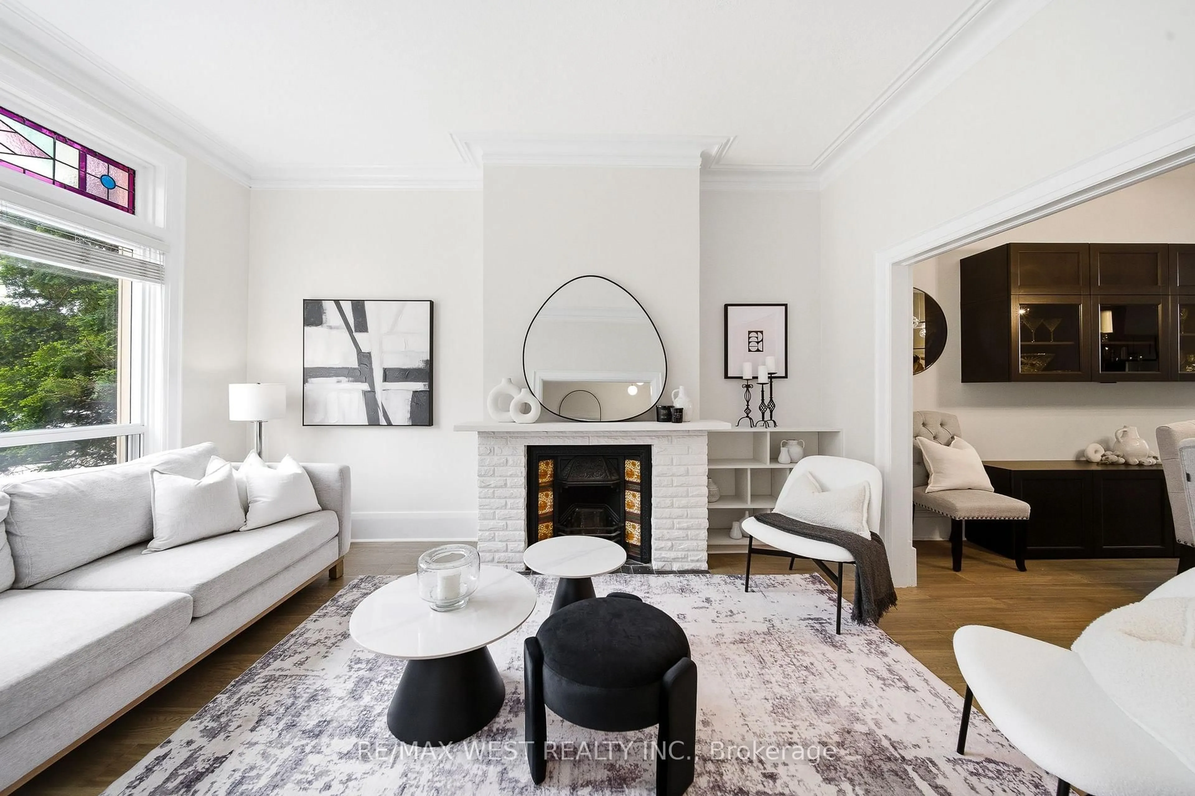 Living room with furniture, unknown for 12 Kennedy Ave, Toronto Ontario M6S 2X5