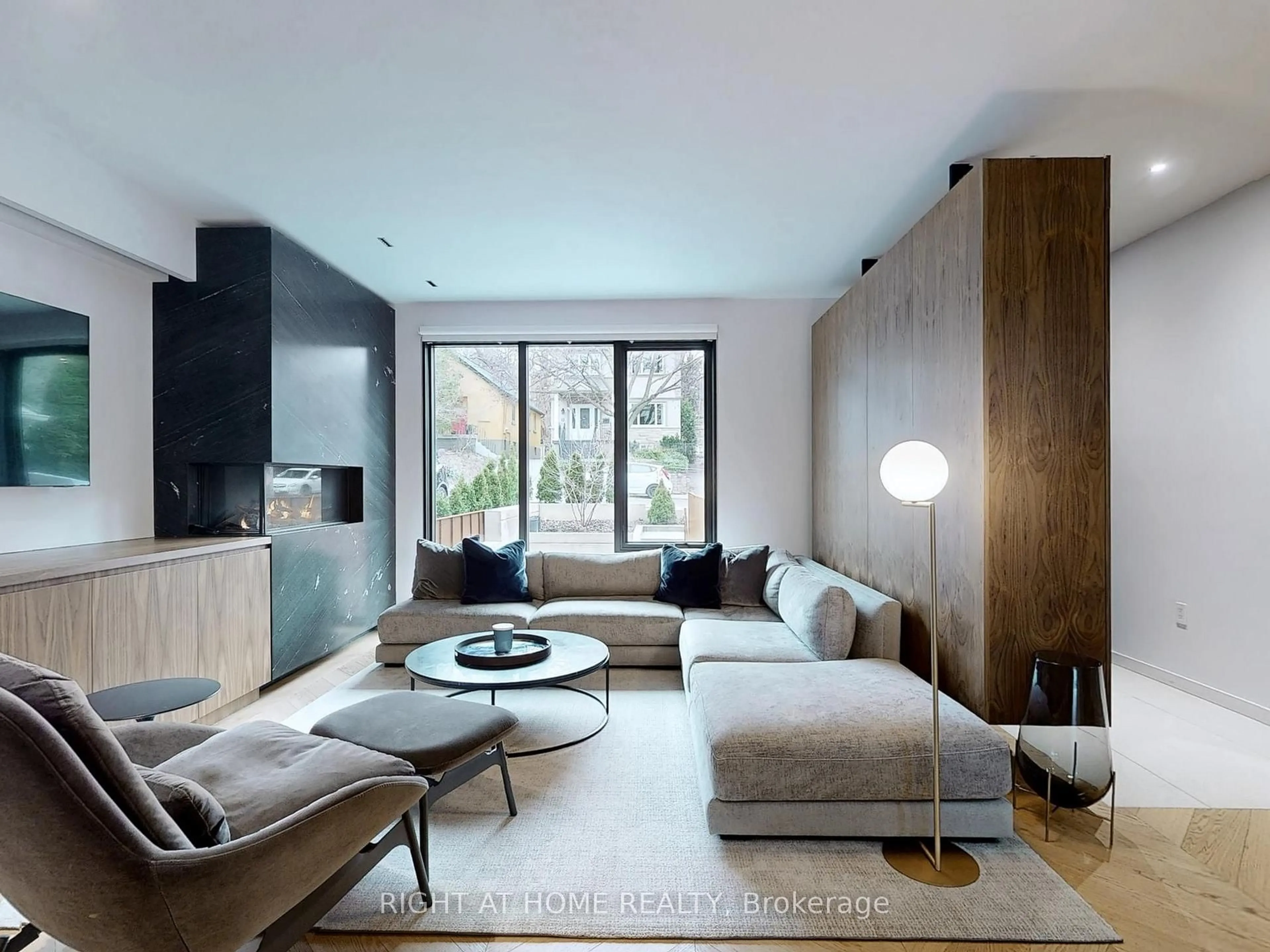 Living room with furniture, unknown for 15 Durie St, Toronto Ontario M6S 3E5