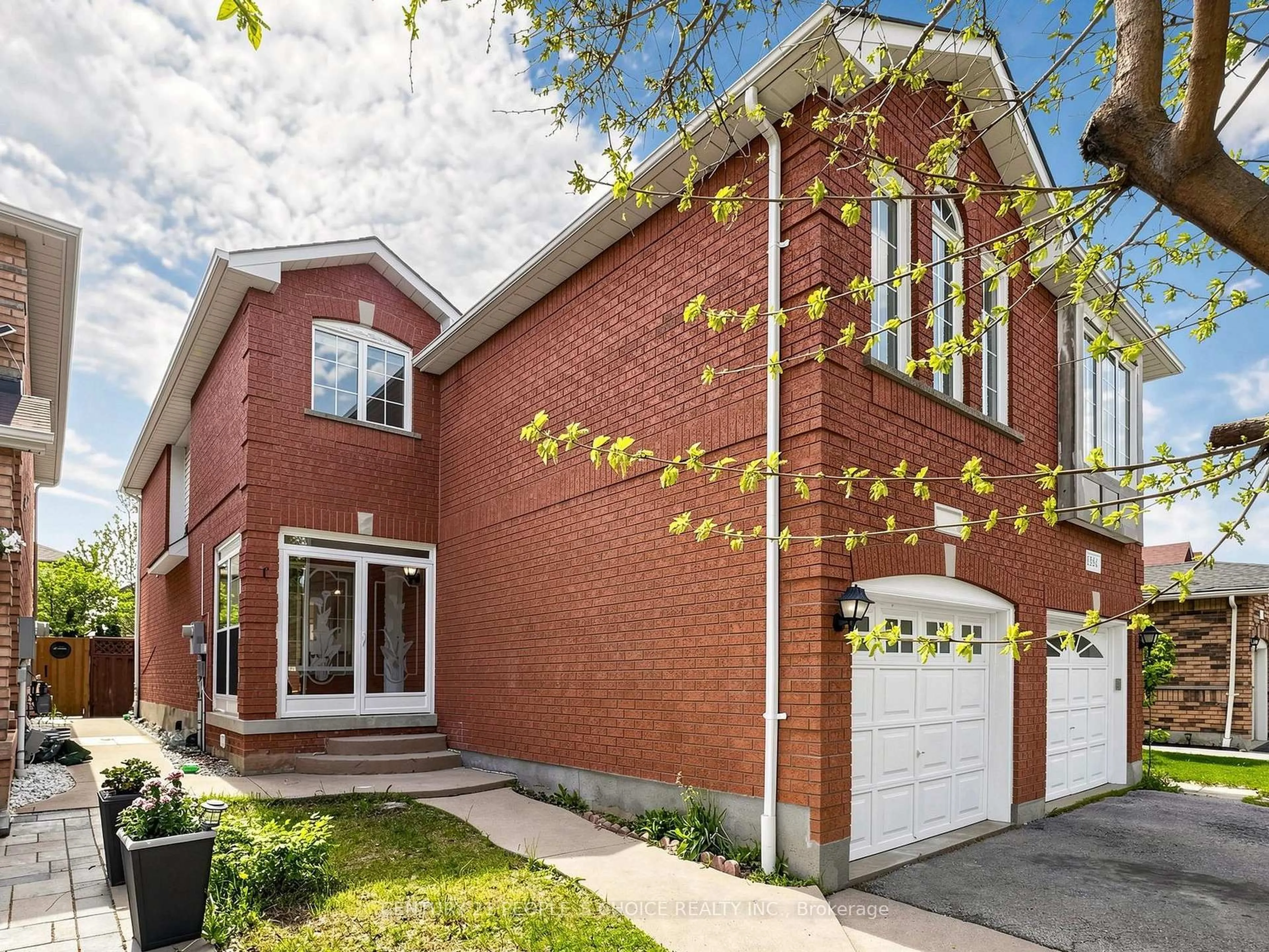 Home with brick exterior material, street for 5362 Marblewood Dr, Mississauga Ontario L5V 2L9