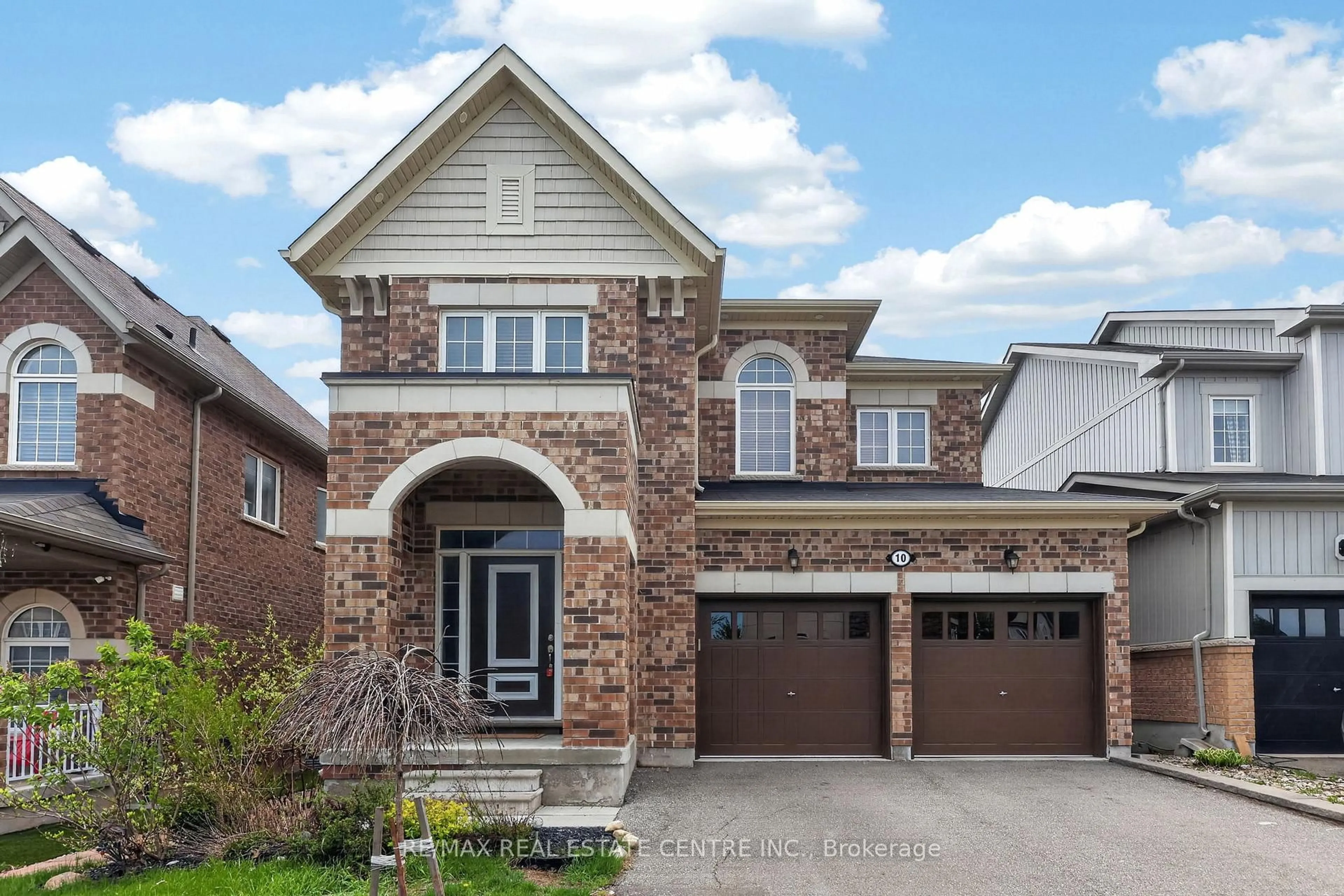 Home with brick exterior material, street for 10 Porter Dr, Orangeville Ontario L9W 6Z4