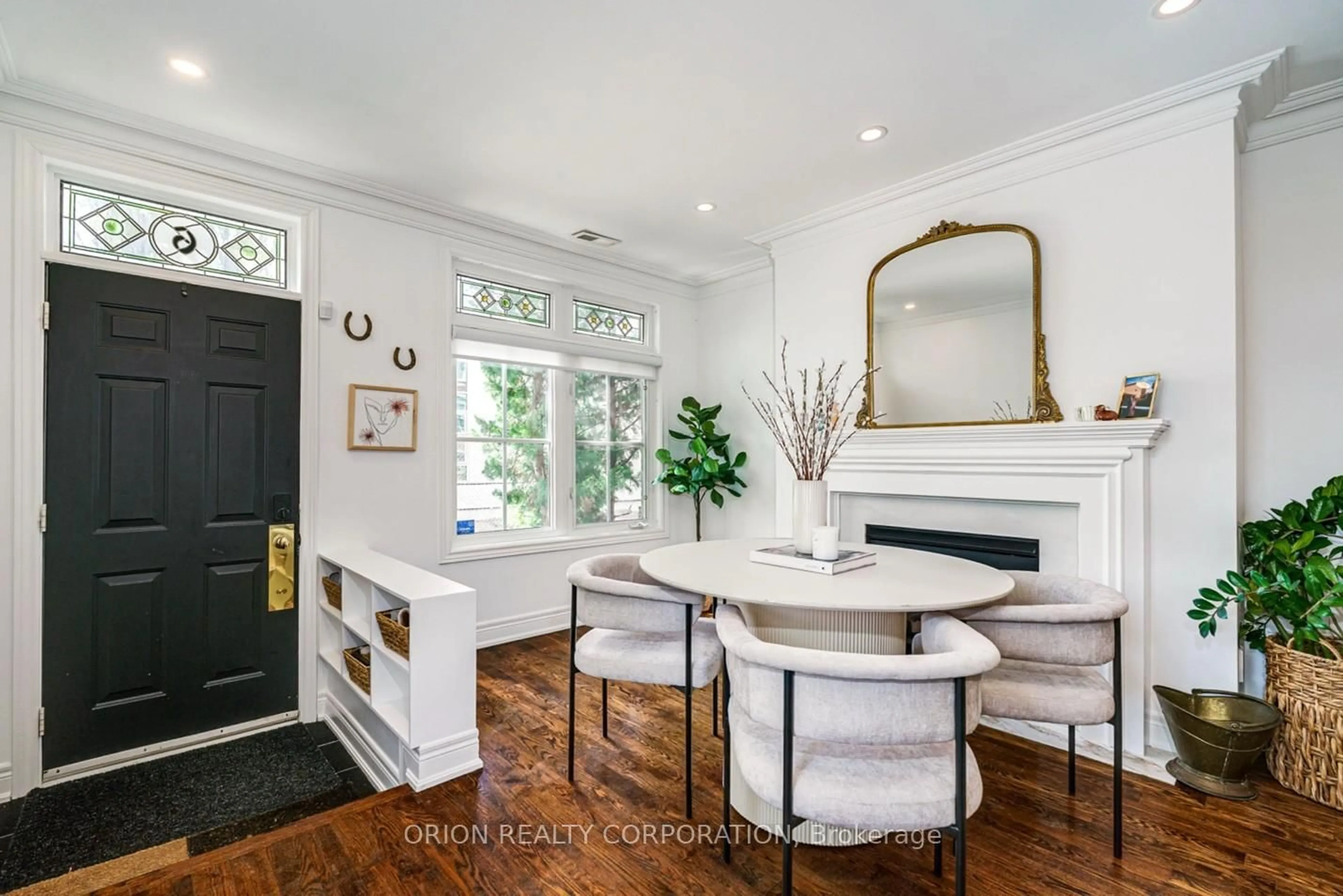 Dining room, unknown for 6 St Raymond Hts, Toronto Ontario M6G 4C2