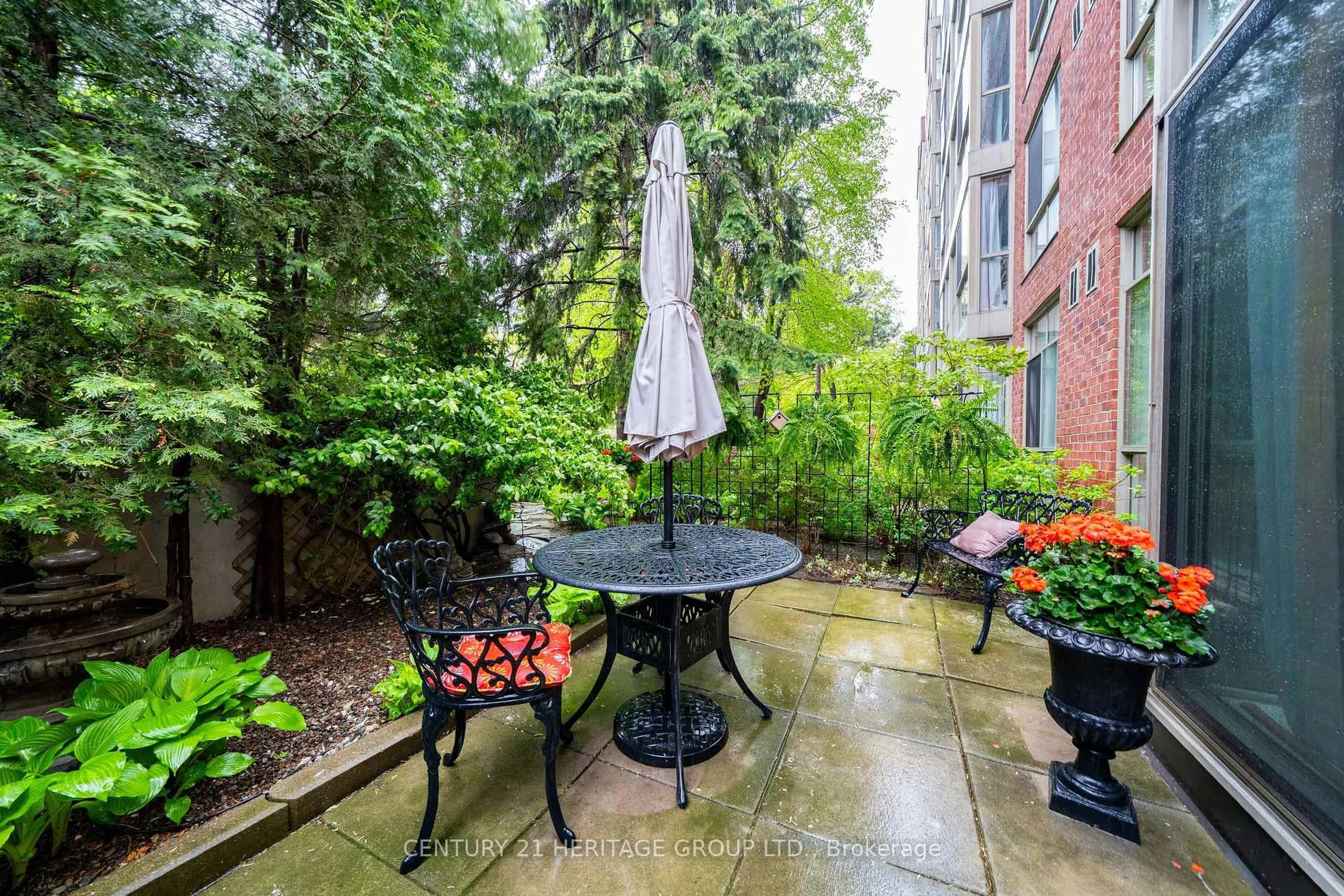 Patio, street for 24 Southport St #146, Toronto Ontario M6S 4Z1