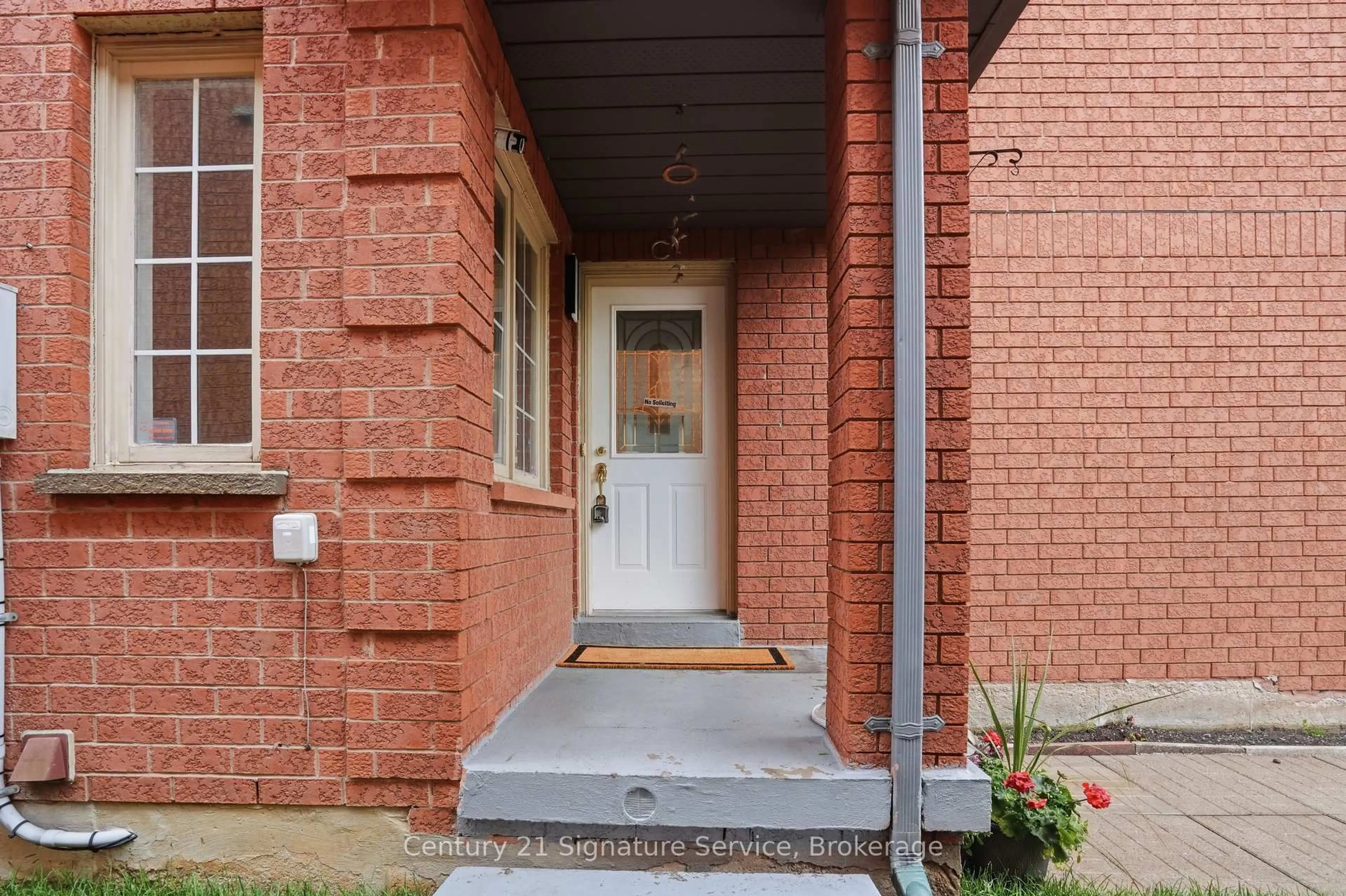 Unknown for 3811 Densbury Dr, Mississauga Ontario L5N 6Z3