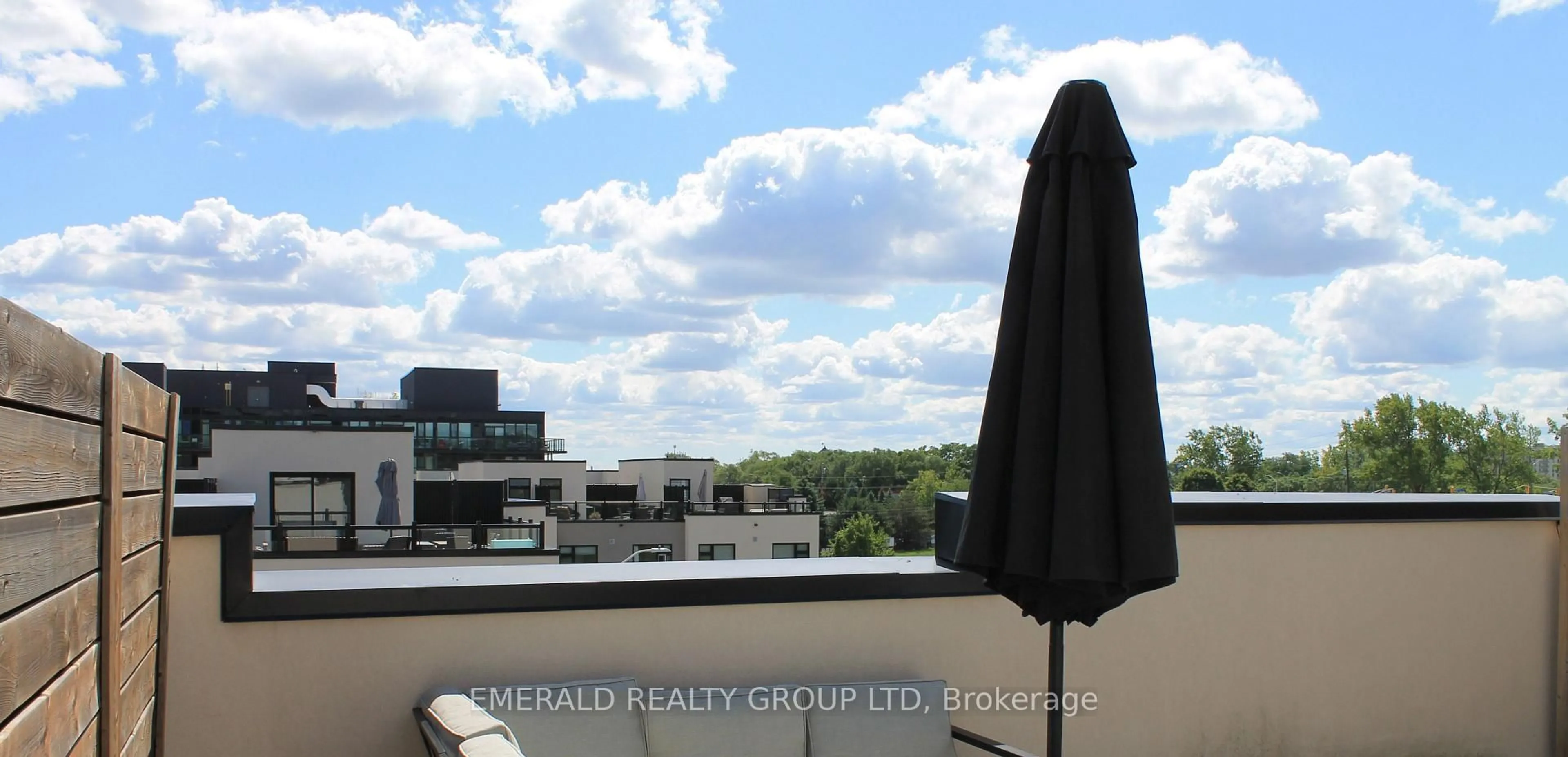 Balcony in the apartment, city buildings view from balcony for 1127 Cooke Blvd #507, Burlington Ontario L5M 7C5