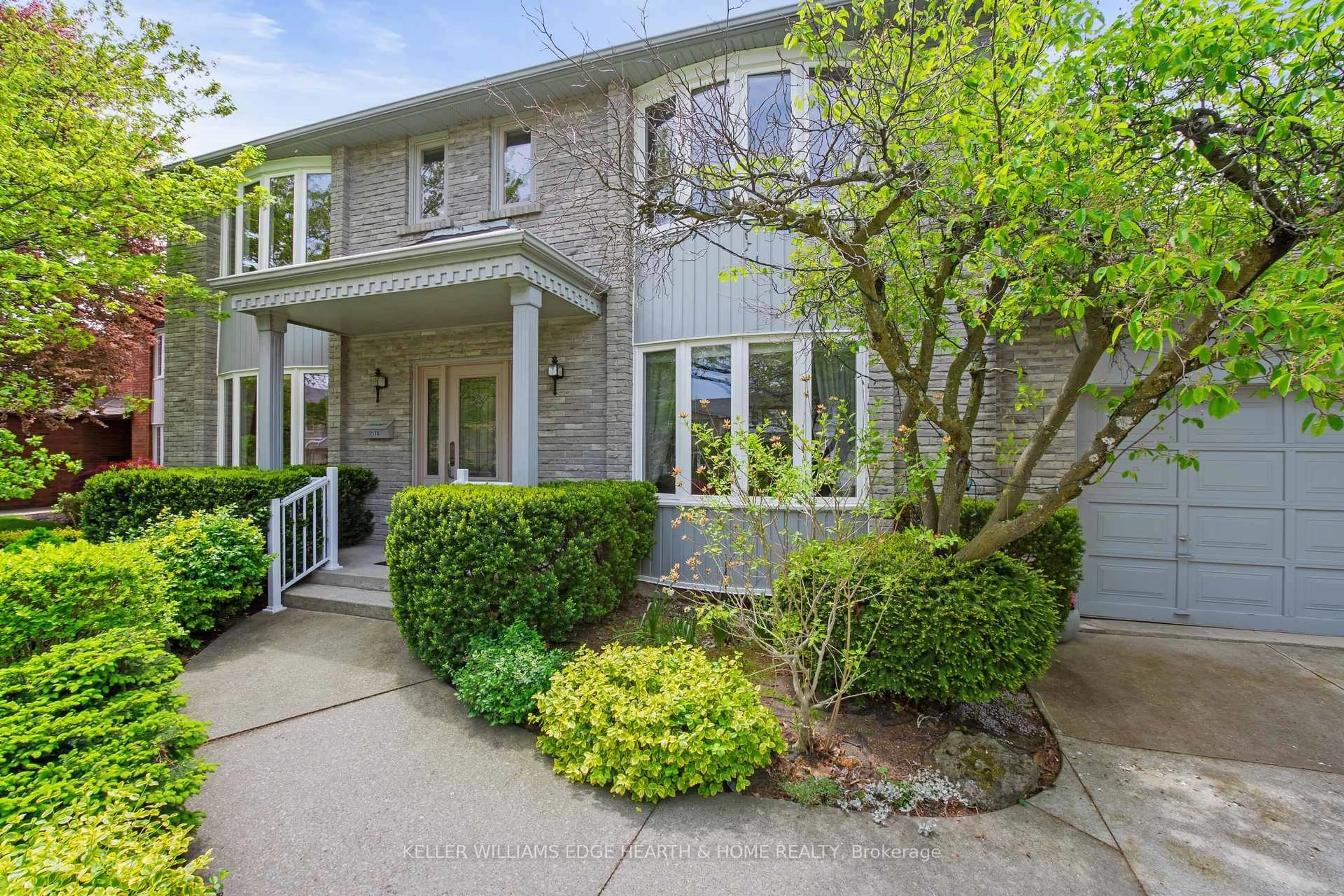 Unknown for 2170 Belgrave Crt, Burlington Ontario L7P 3R5