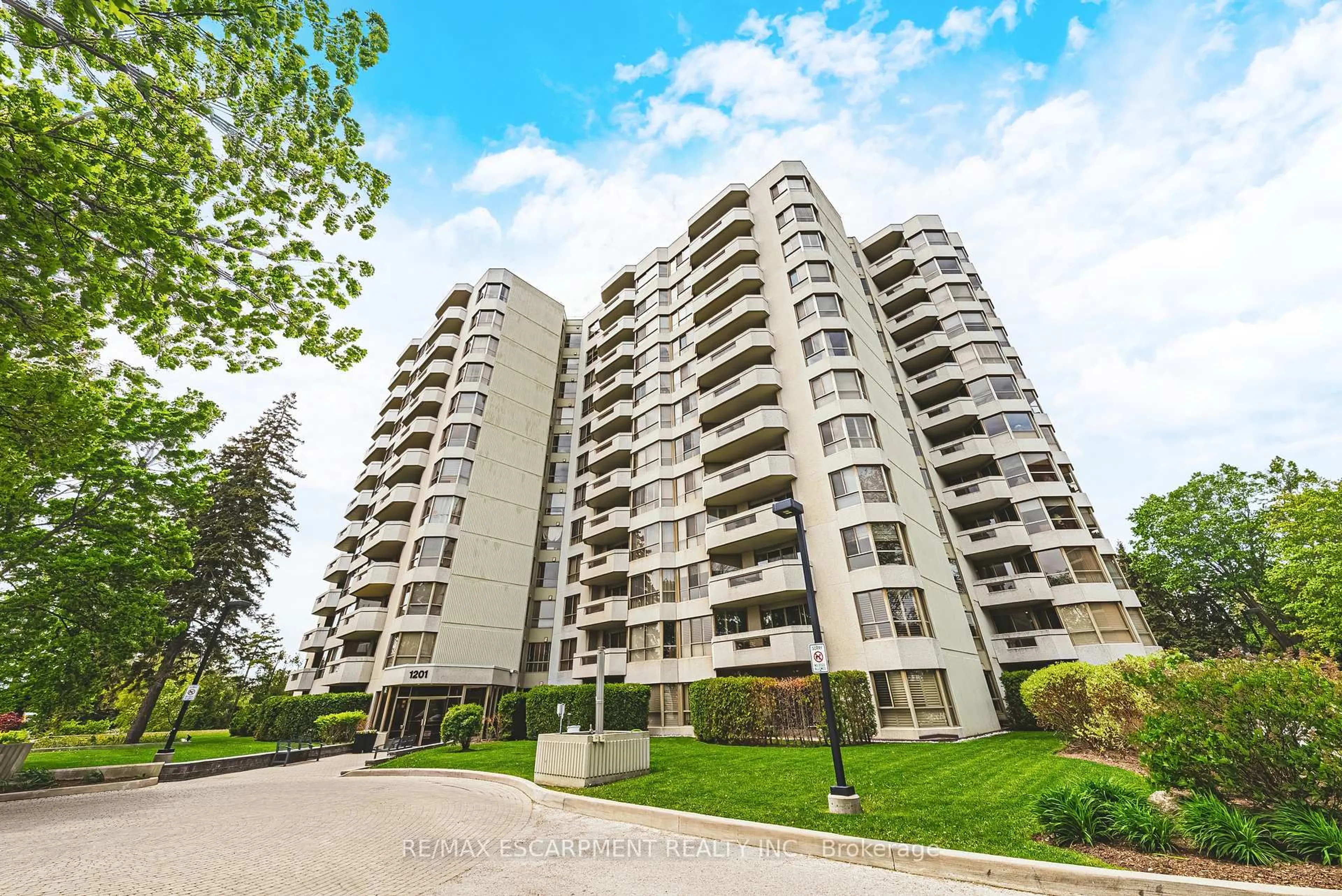 Unknown for 1201 North Shore Blvd #101, Burlington Ontario L7S 1Z5