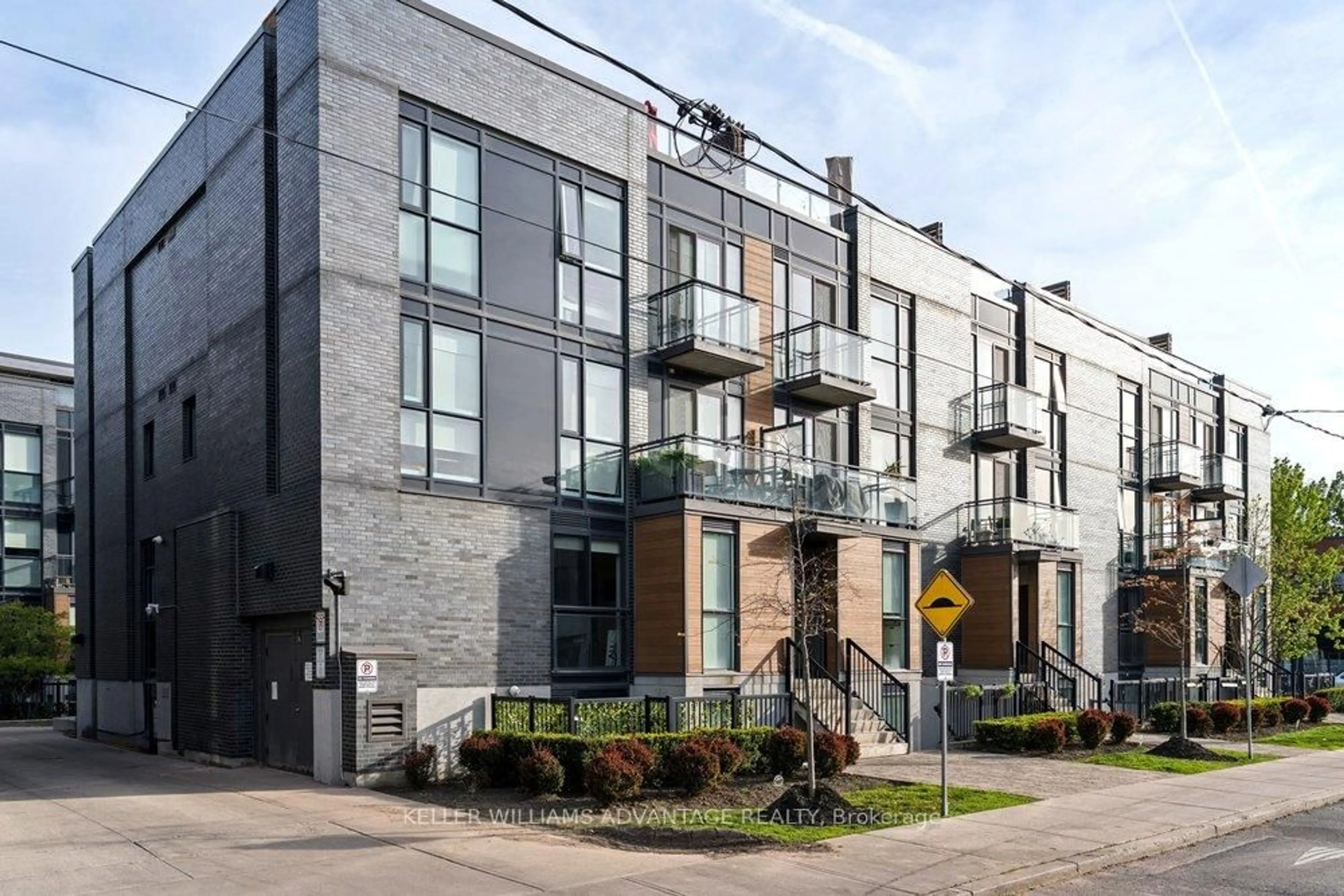 Home with brick exterior material, street for 57 Macaulay Ave #402, Toronto Ontario M6P 3P5
