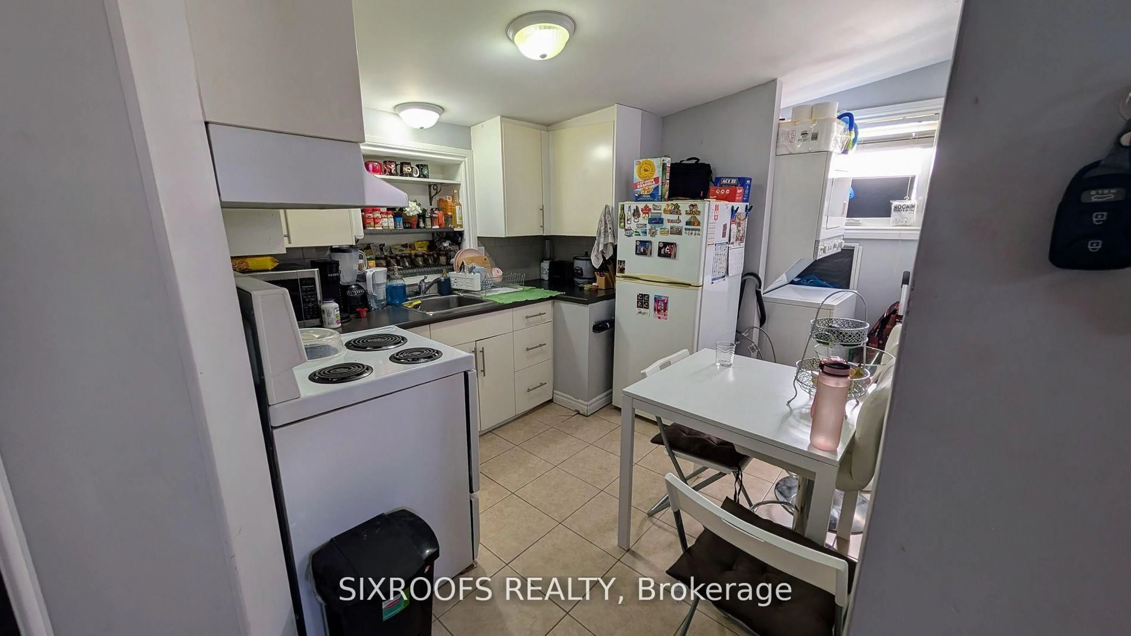 Standard kitchen, unknown for 50 Guestville Ave, Toronto Ontario M6N 4N2