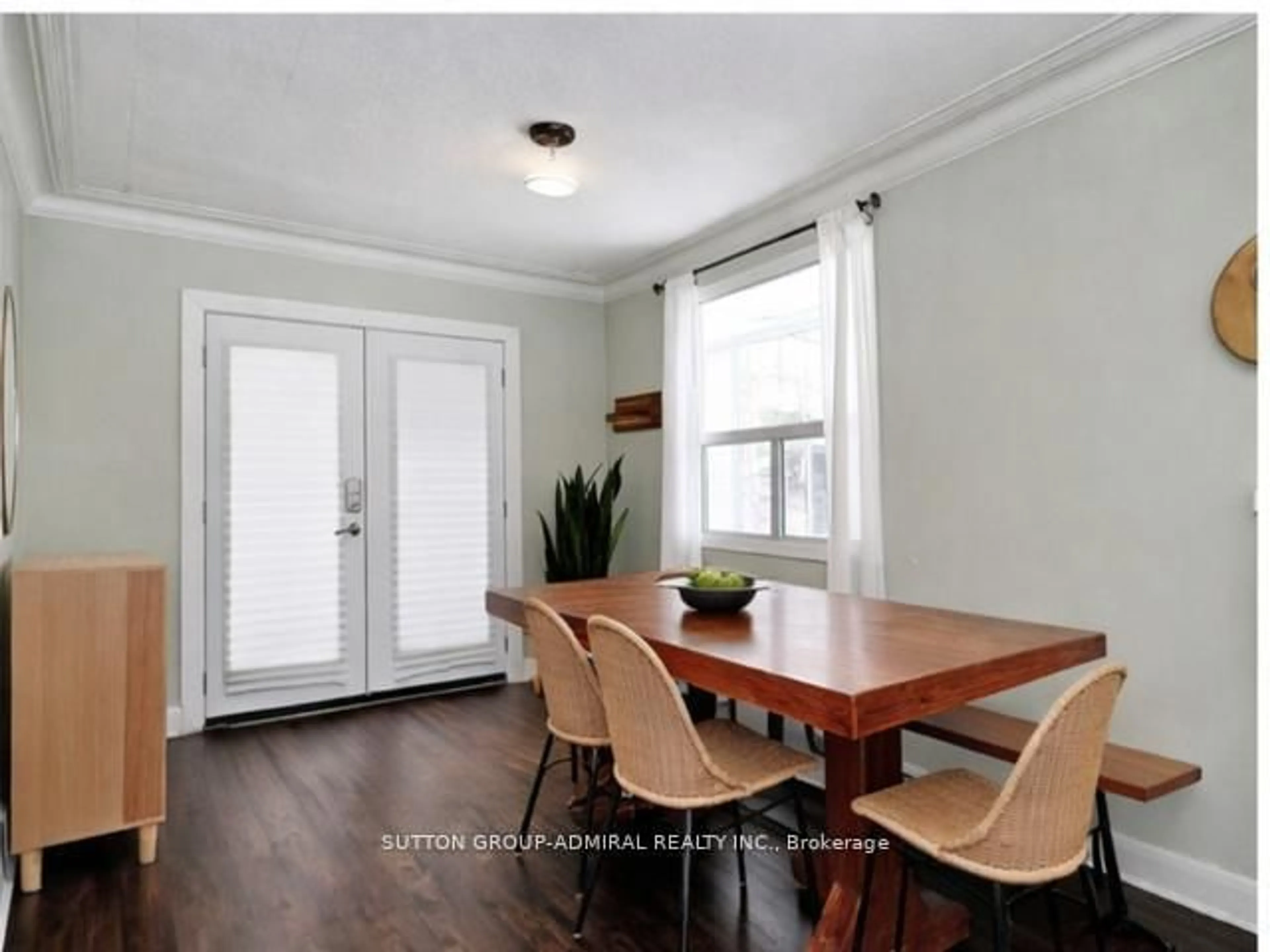 Dining room, wood/laminate floor for 58 Harlow Cres, Toronto Ontario M9V 2Y5