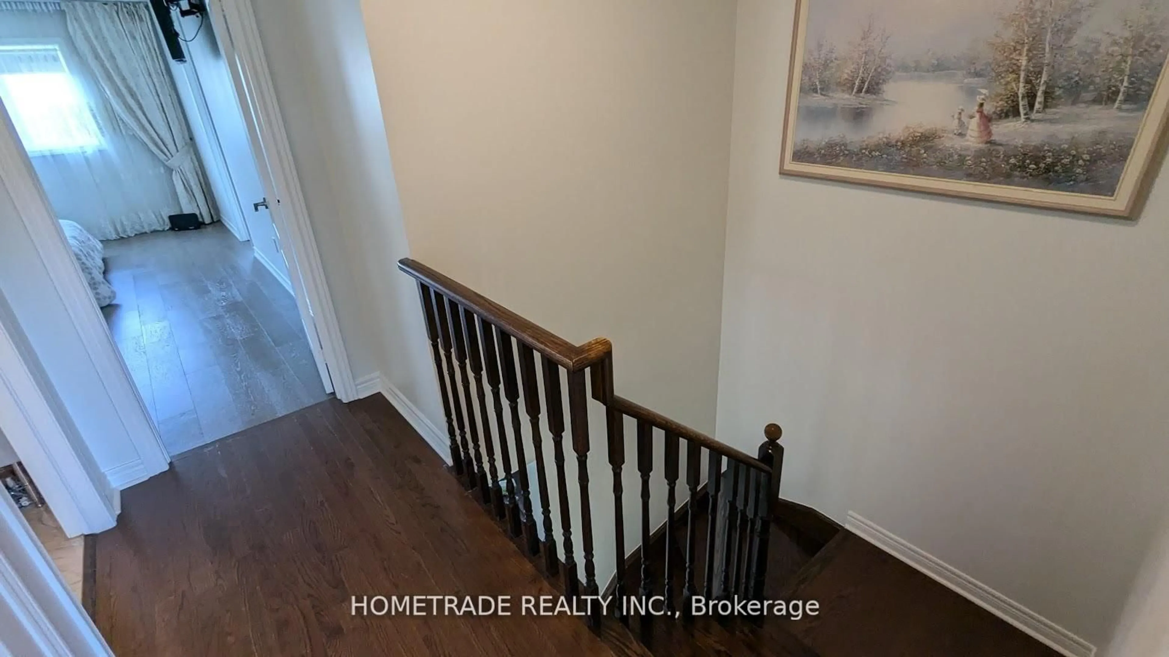 Stairs for 4861 Verdi St, Burlington Ontario L7M 0H4