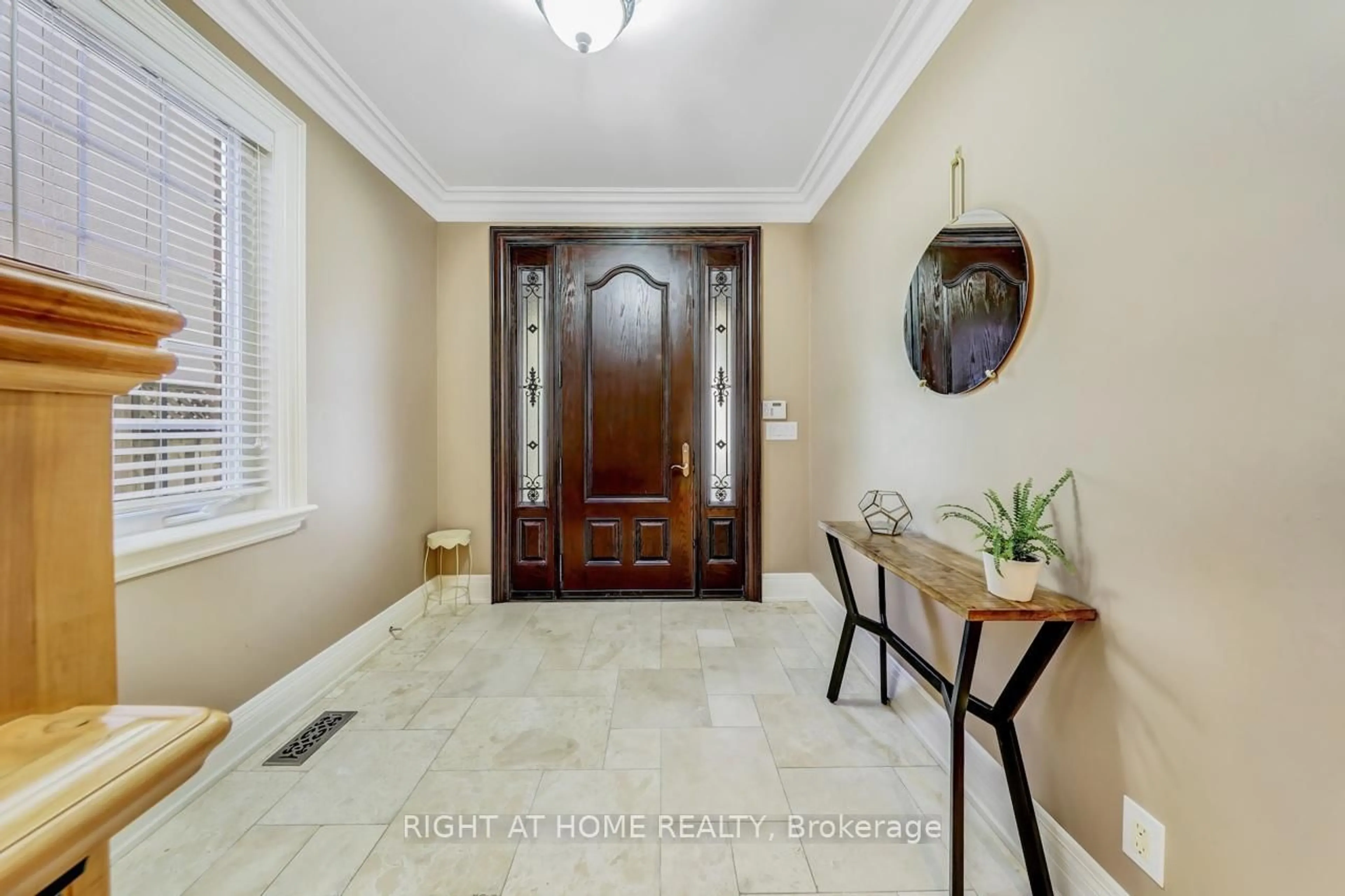 Indoor entryway for 3 Westrose Ave, Toronto Ontario M8X 1Z9