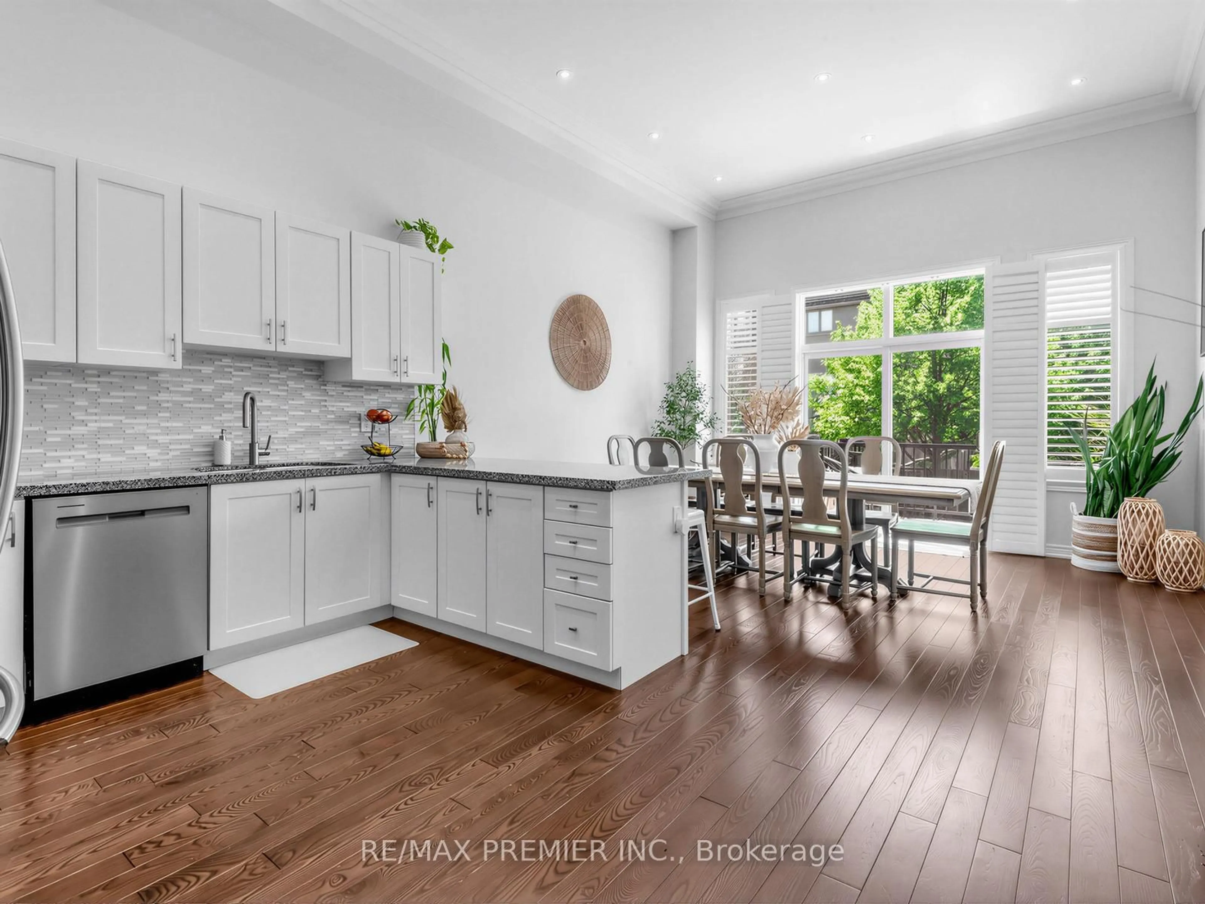 Open concept kitchen, unknown for 57B Westona St, Toronto Ontario M9P 2X9