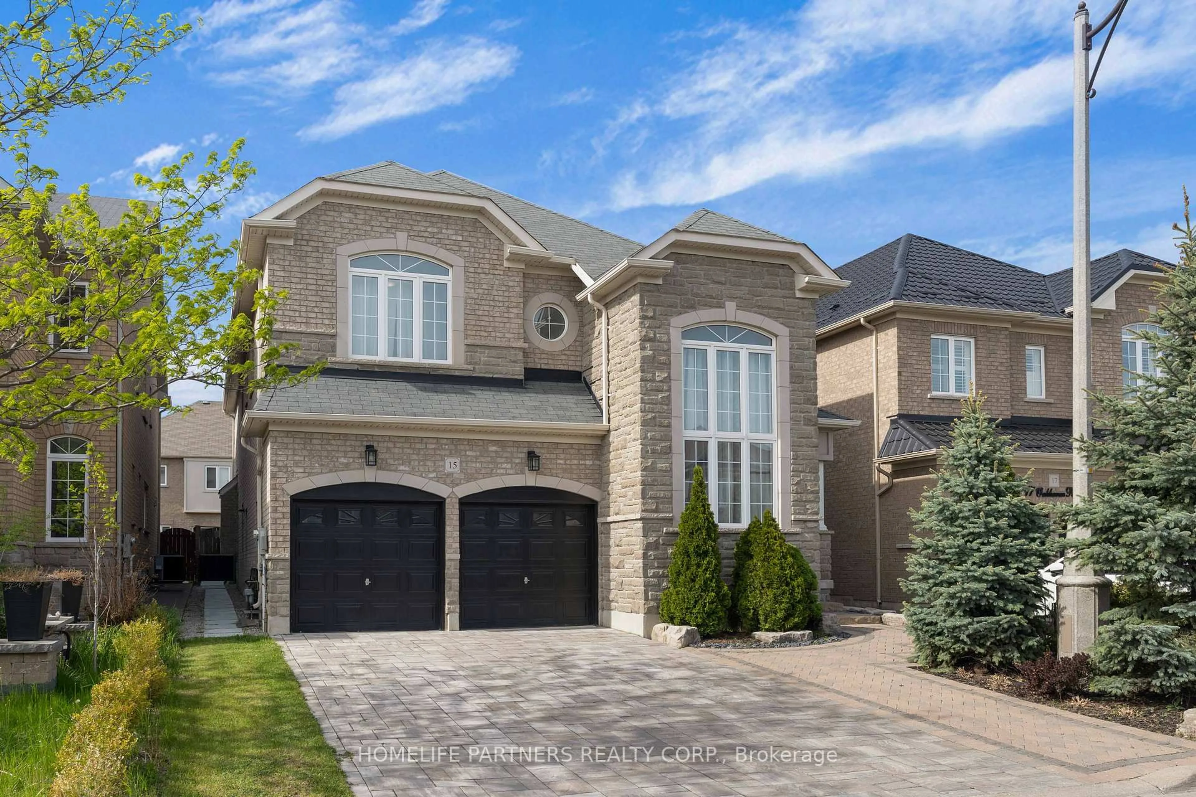 Home with brick exterior material, street for 15 Oakhaven Rd, Brampton Ontario L6P 2Y3