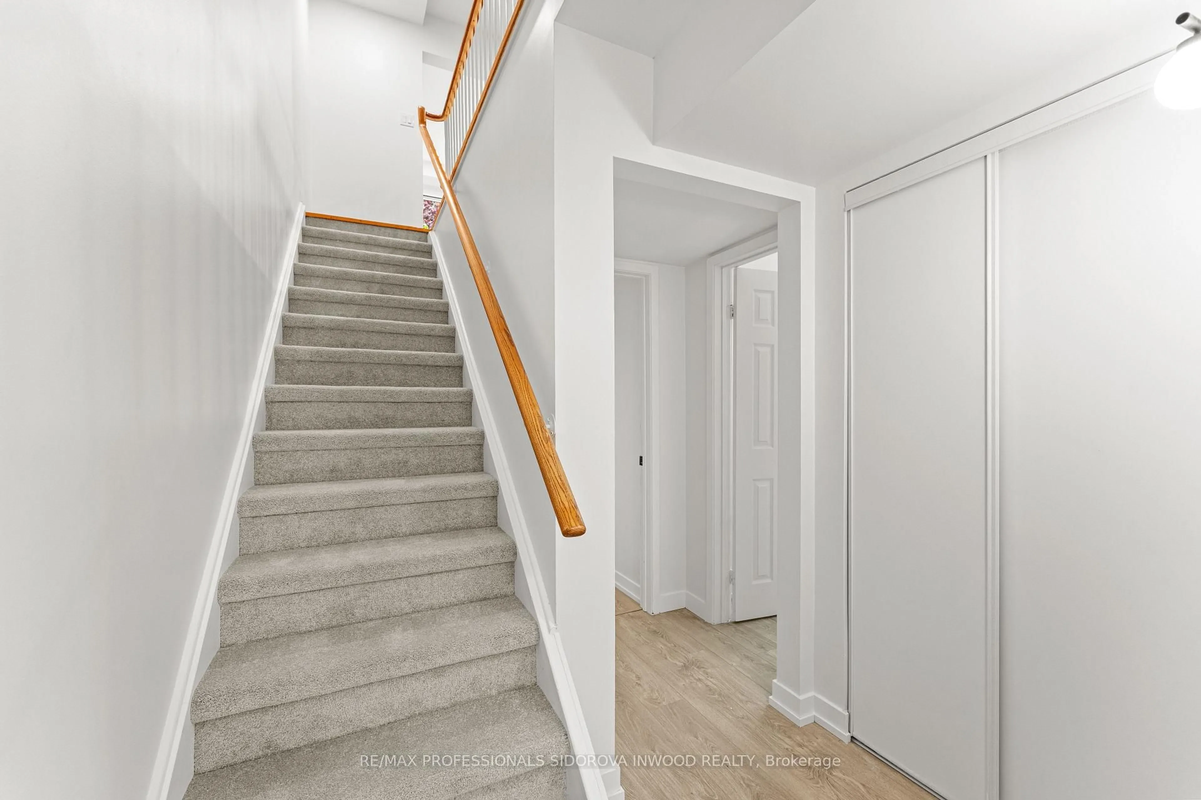 Stairs for 3 Laws St, Toronto Ontario M6P 2Y8