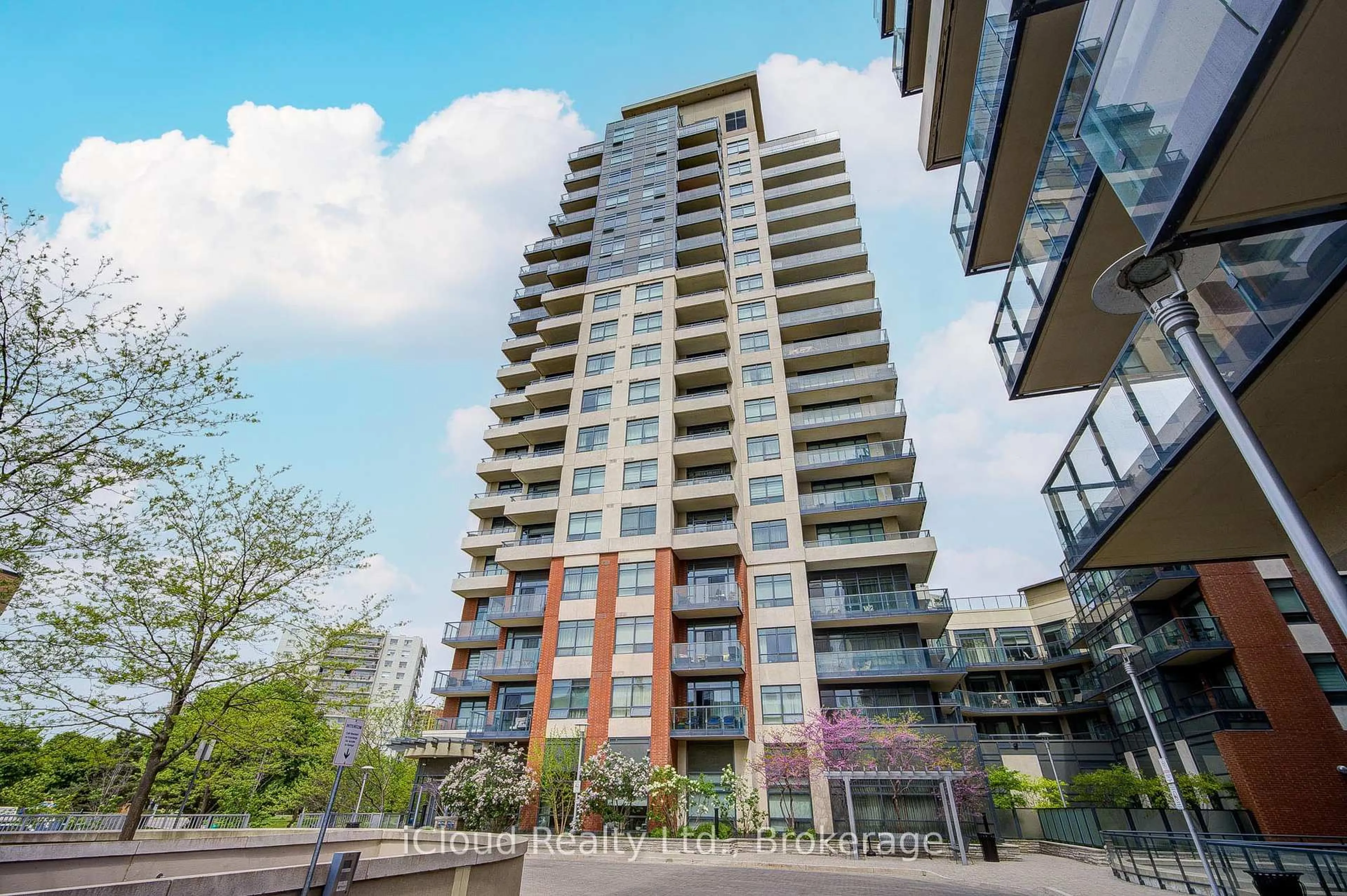 Unknown for 25 Fontenay Crt, Toronto Ontario M9A 0C4