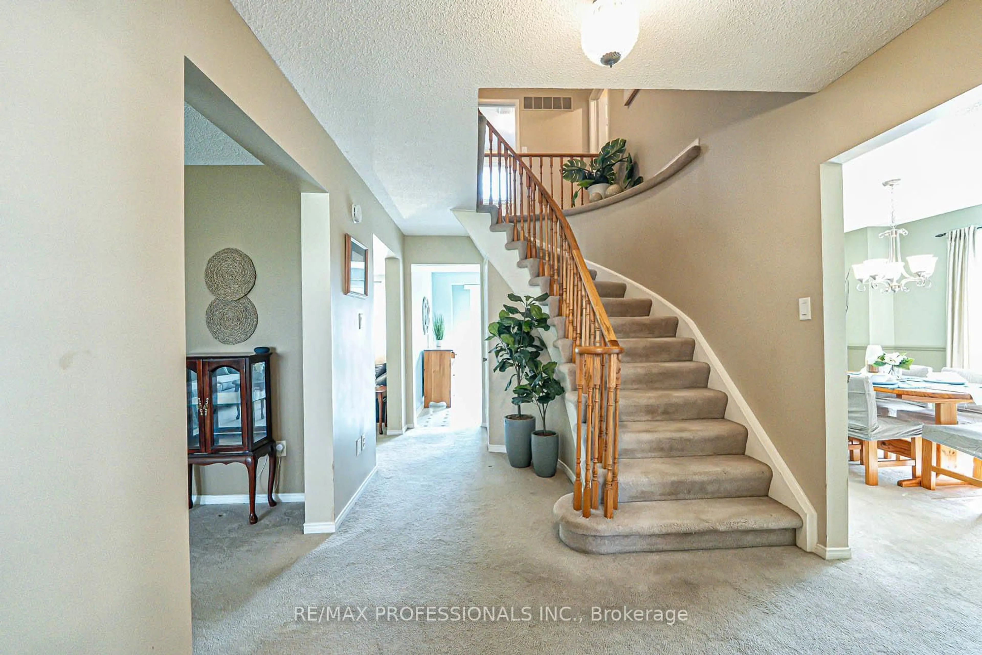 Unknown for 3953 Selkirk Pl, Mississauga Ontario L5L 3L5