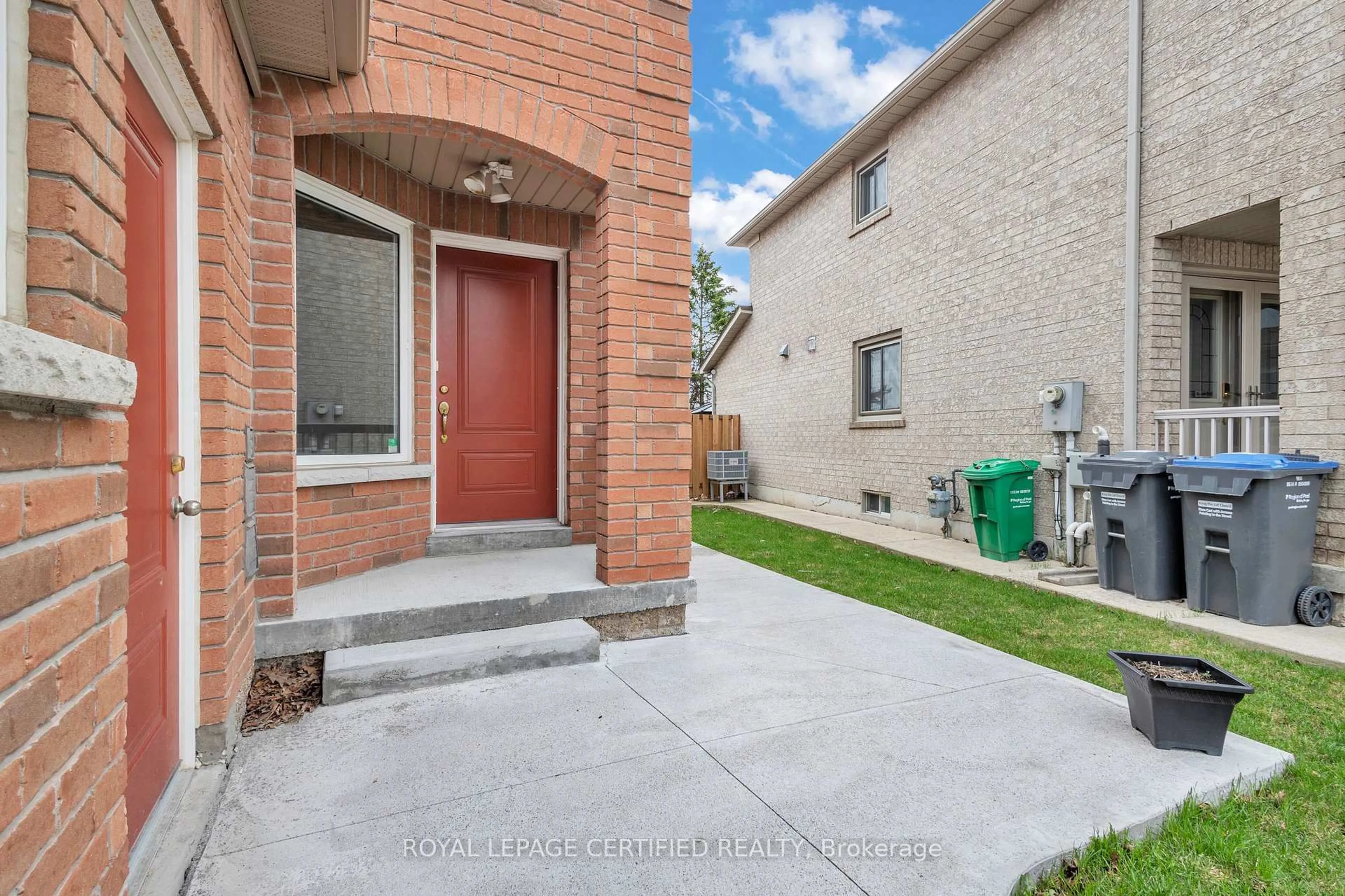 Unknown for 13 Mount Fuji Cres, Brampton Ontario L6R 2L3