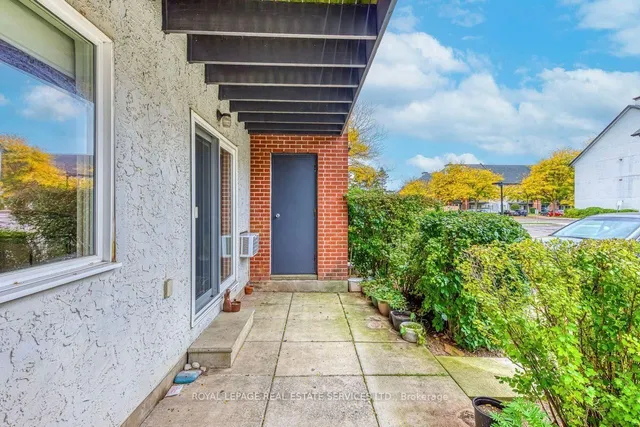 1450 Glen Abbey Gate #911, Oakville 4